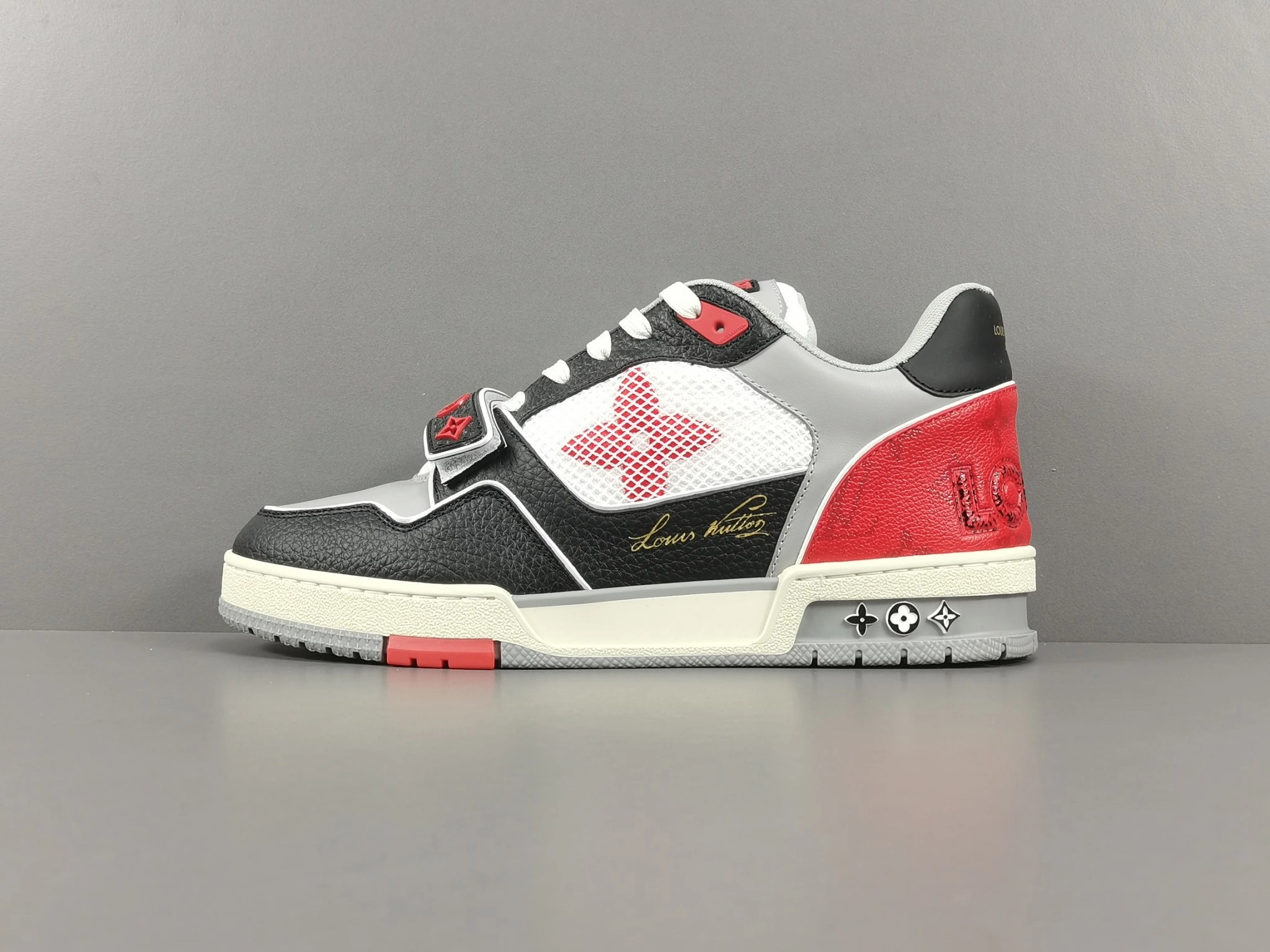 OOBB-- 8V 1AC4ZU Calfskin Trainer item:D-X575F1124S