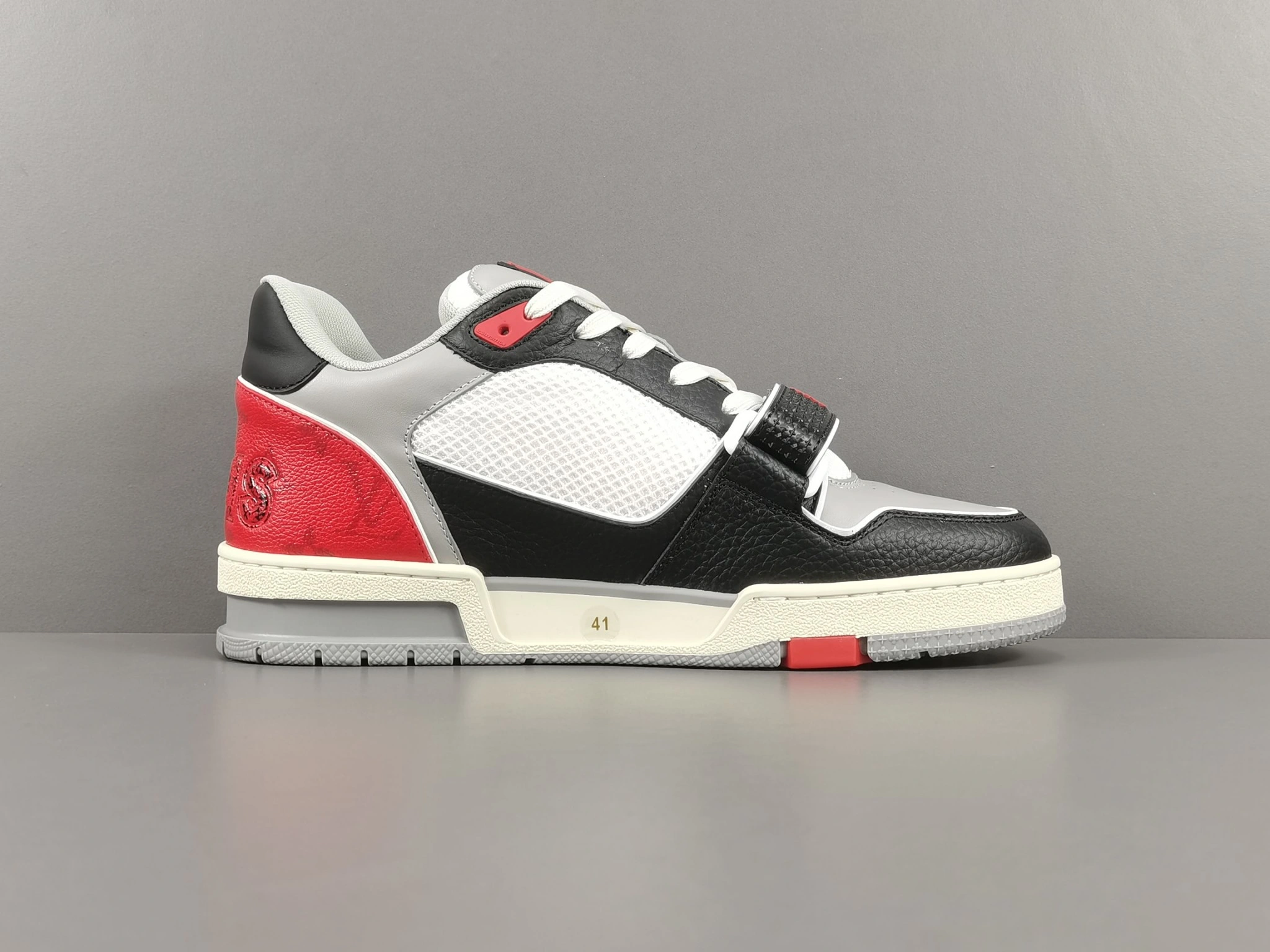OOBB-- 8V 1AC4ZU Calfskin Trainer item:D-X575F1124S