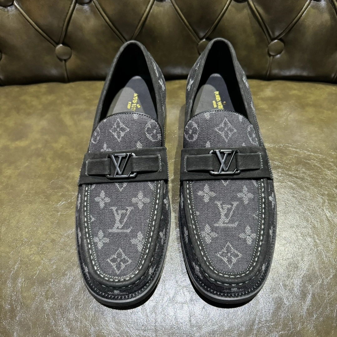 OOBB-- 8V 1AC5KC Calfskin item:D-X000L0953
