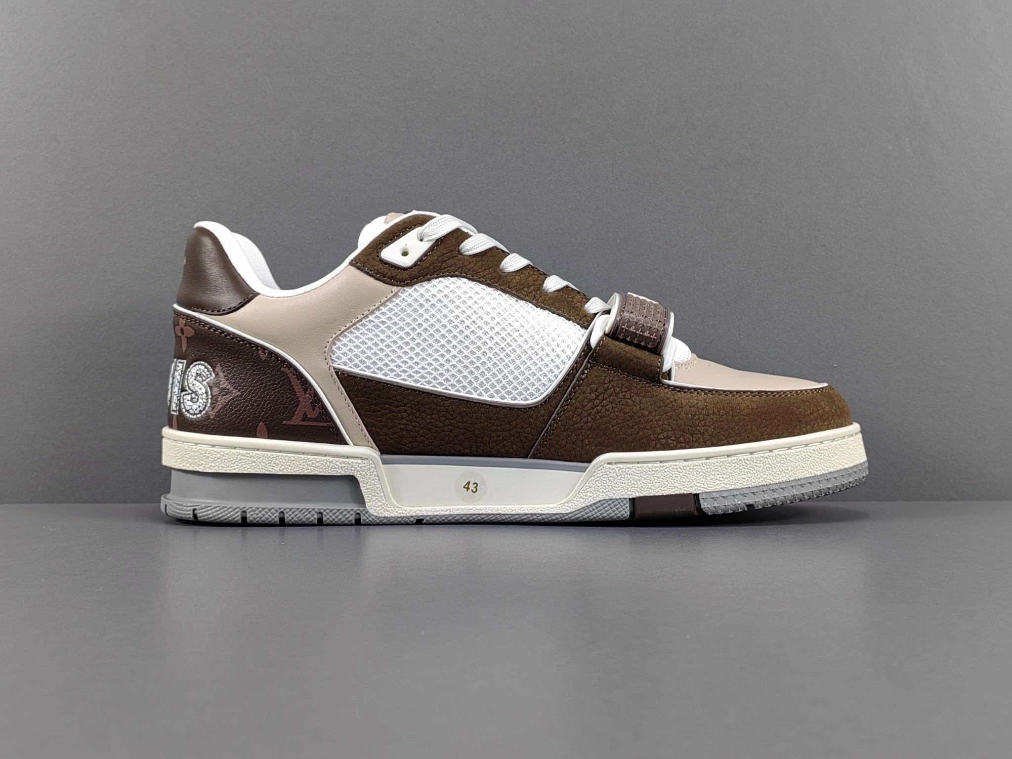 OOBB-- 8V 1ACD7K Calfskin Trainer item:D-X575F1128S