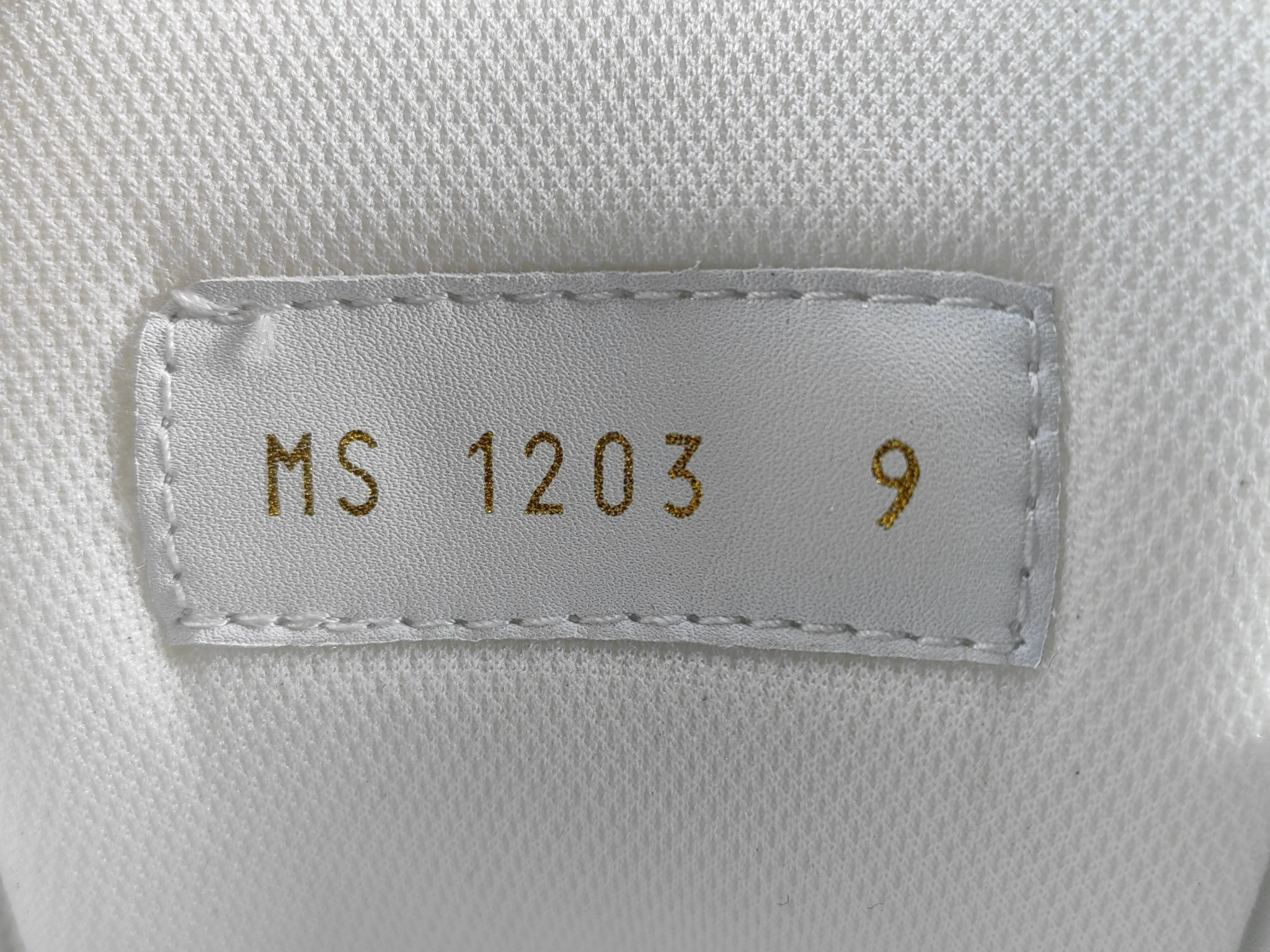 OOBB-- 8V 1ACD7K Calfskin Trainer item:D-X575F1128S