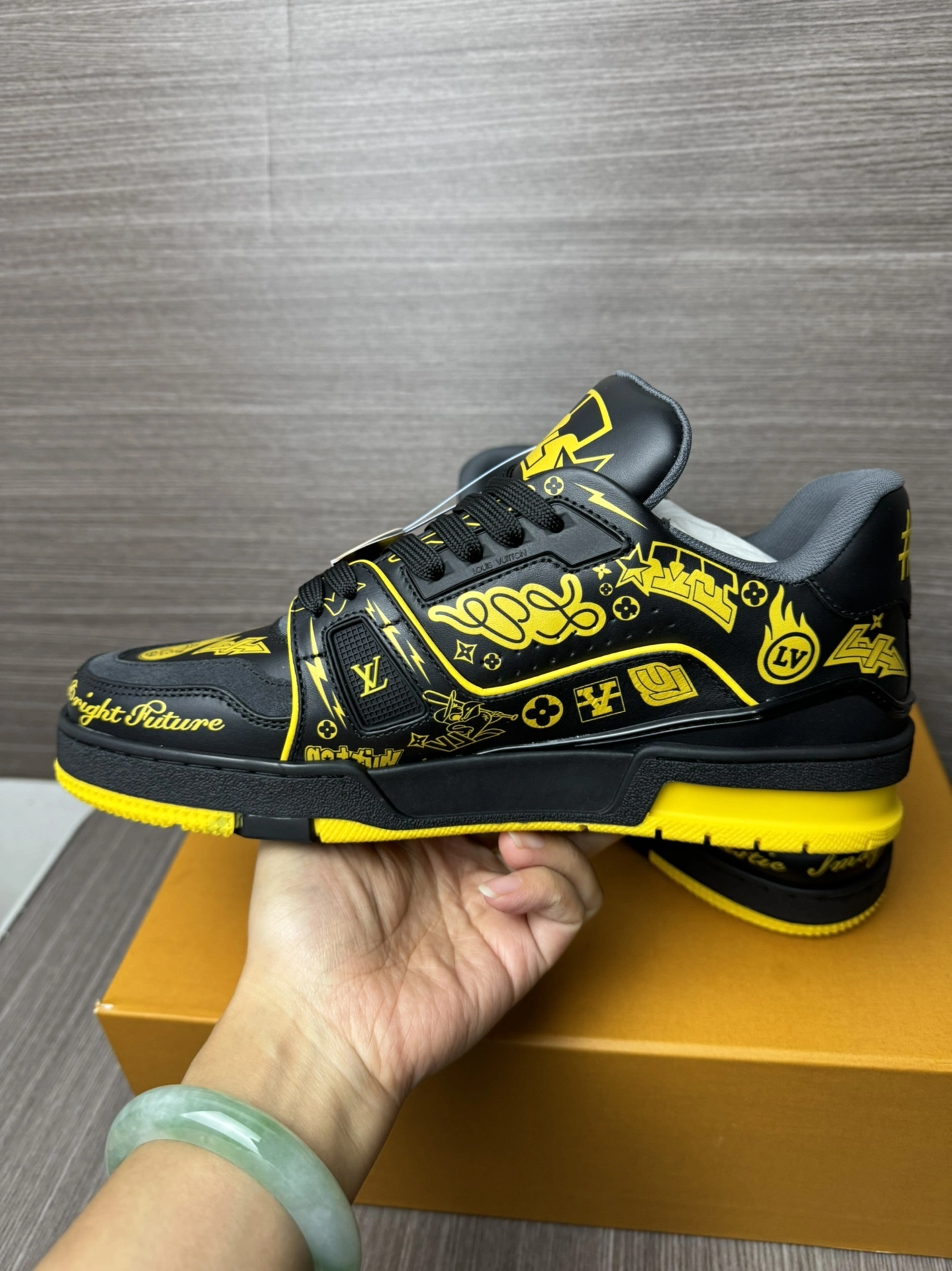 OOBB-- 8V 1ACEJS Calfskin item:D-X000F1118S