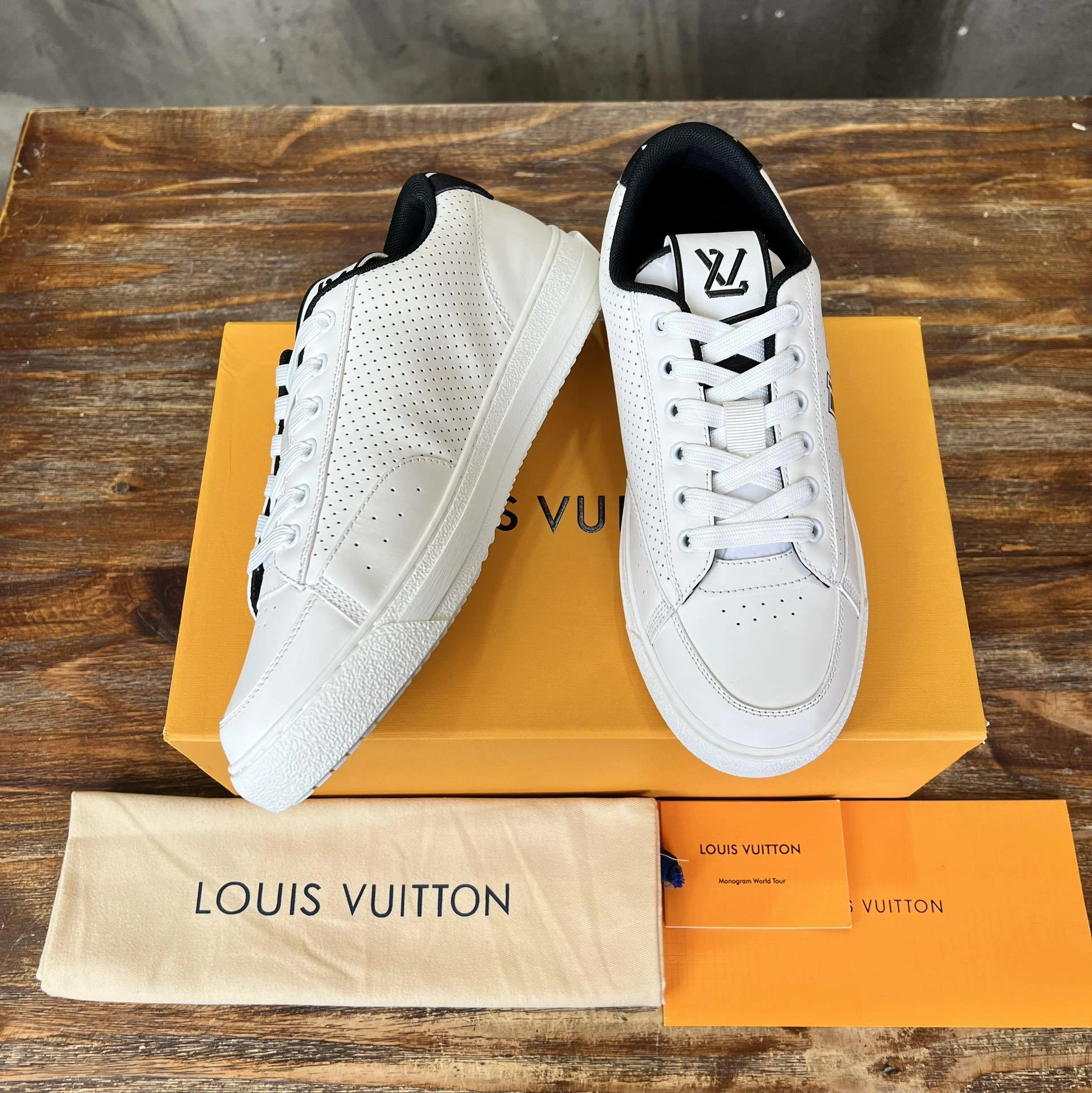 OOBB-- 8V 1ACF07 1ACF09 Calfskin item:D-X158H0111