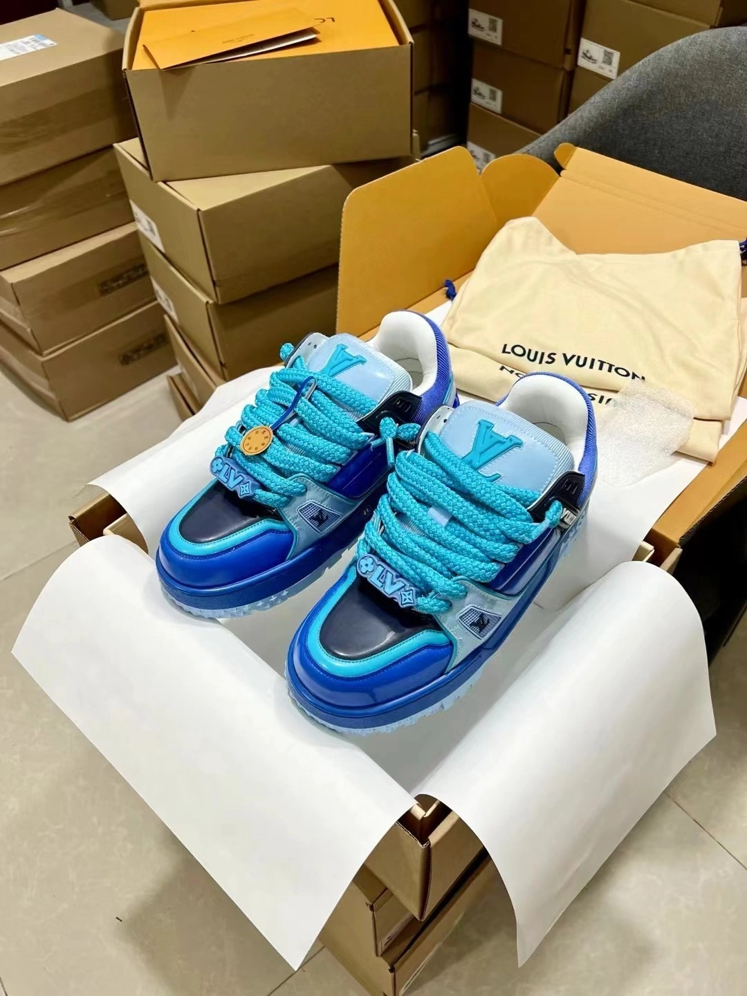 OOBB-- 8V 1ACF7K trainer Calfskin item:D-X000H0117