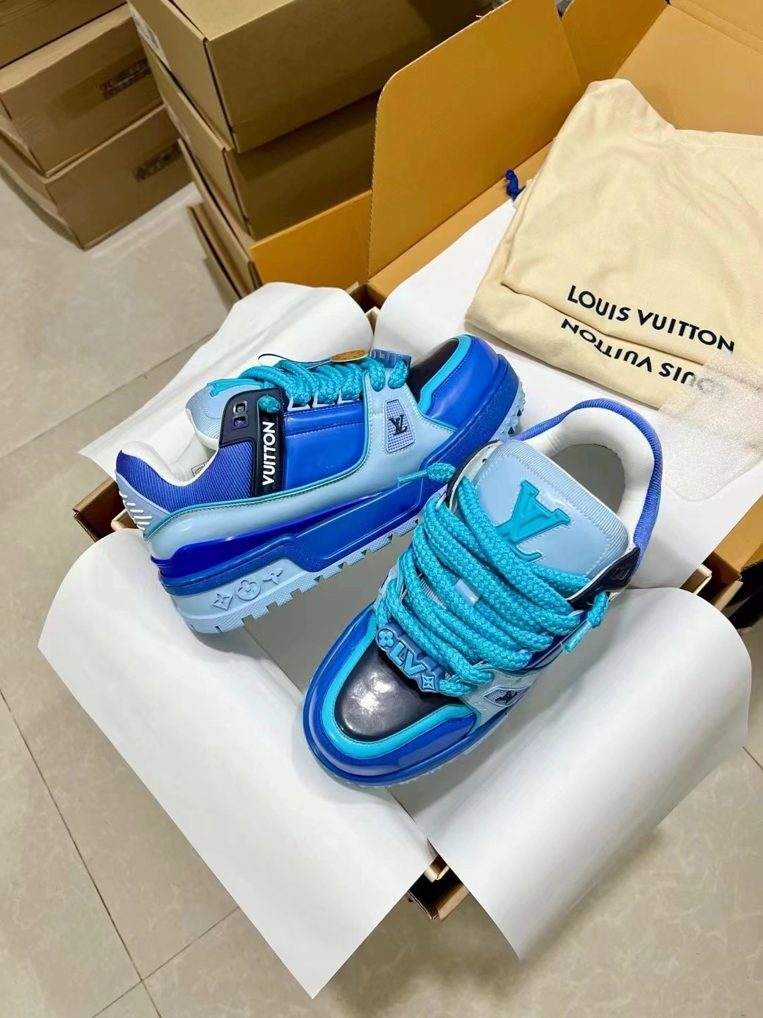 OOBB-- 8V 1ACF7K trainer Calfskin item:D-X000H0117