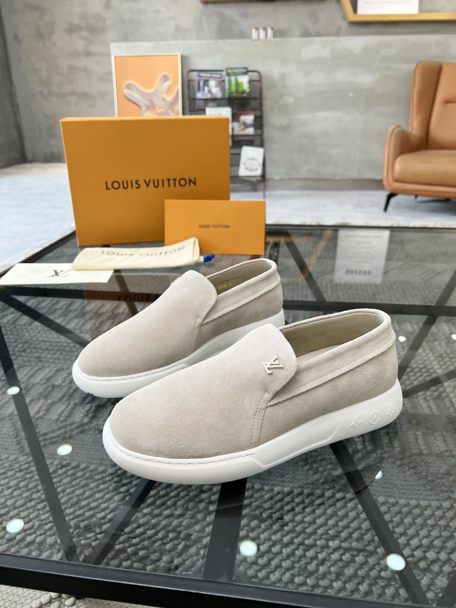 OOBB-- 8V 1ACF9K cowhide item:D-X313H2419