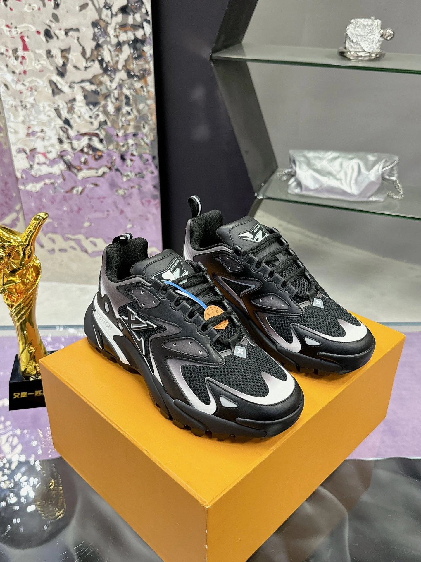 OOBB-- 8V 1ACG81 Cowhide item:D-X000H0788T