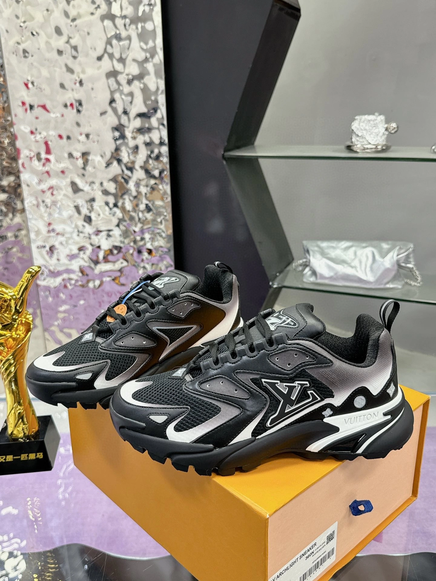 OOBB-- 8V 1ACG81 Cowhide item:D-X000H0788T