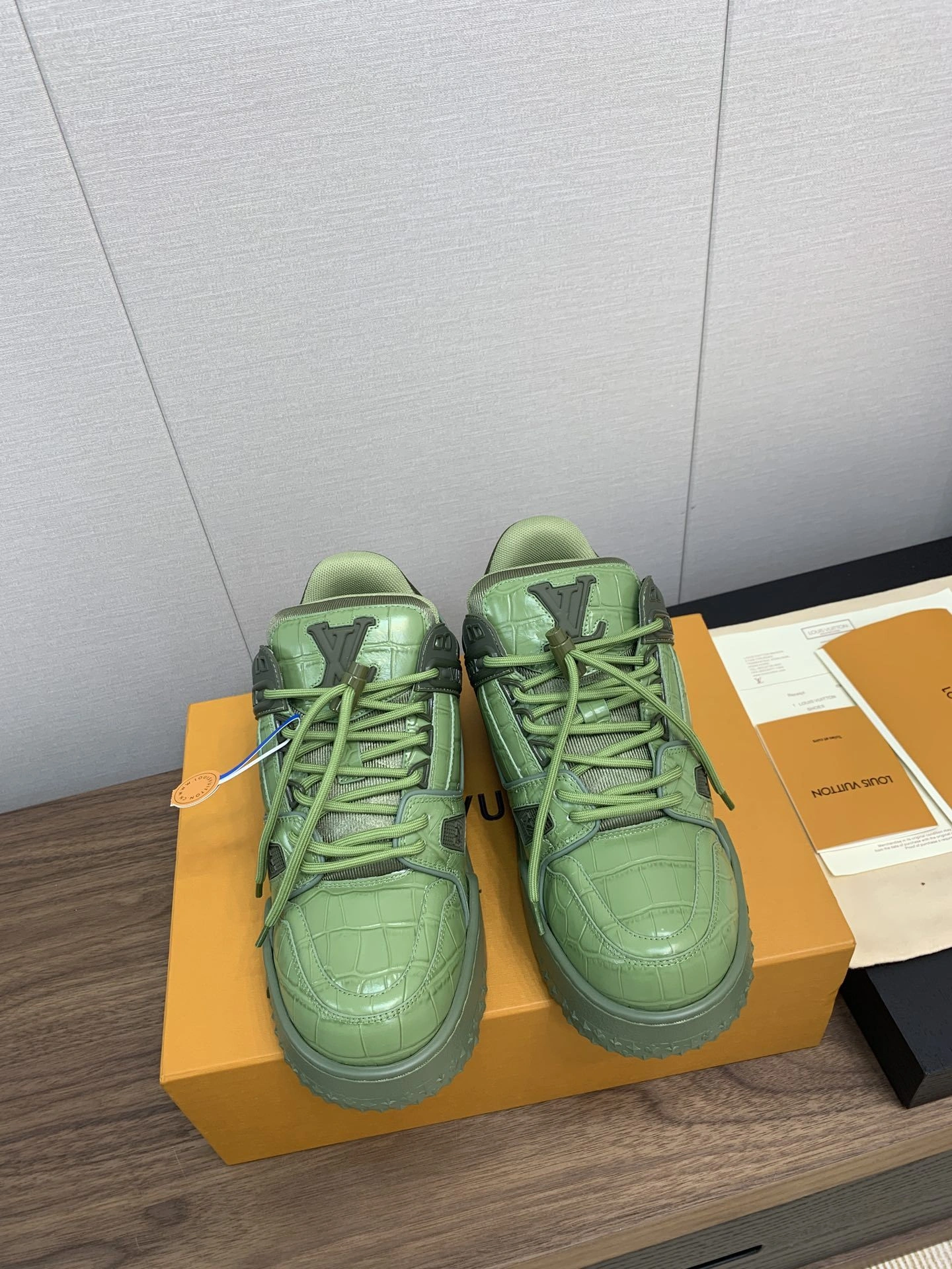 OOBB-- 8V 1ACN1Z Trainer item:D-X158F1105S
