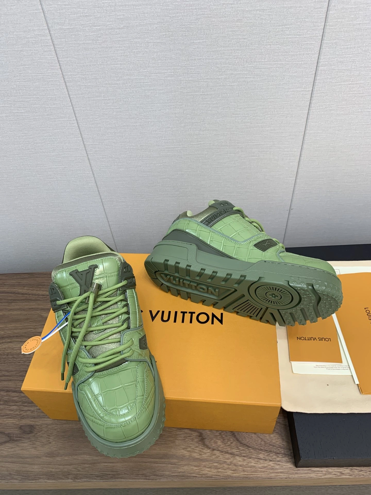 OOBB-- 8V 1ACN1Z Trainer item:D-X158F1105S