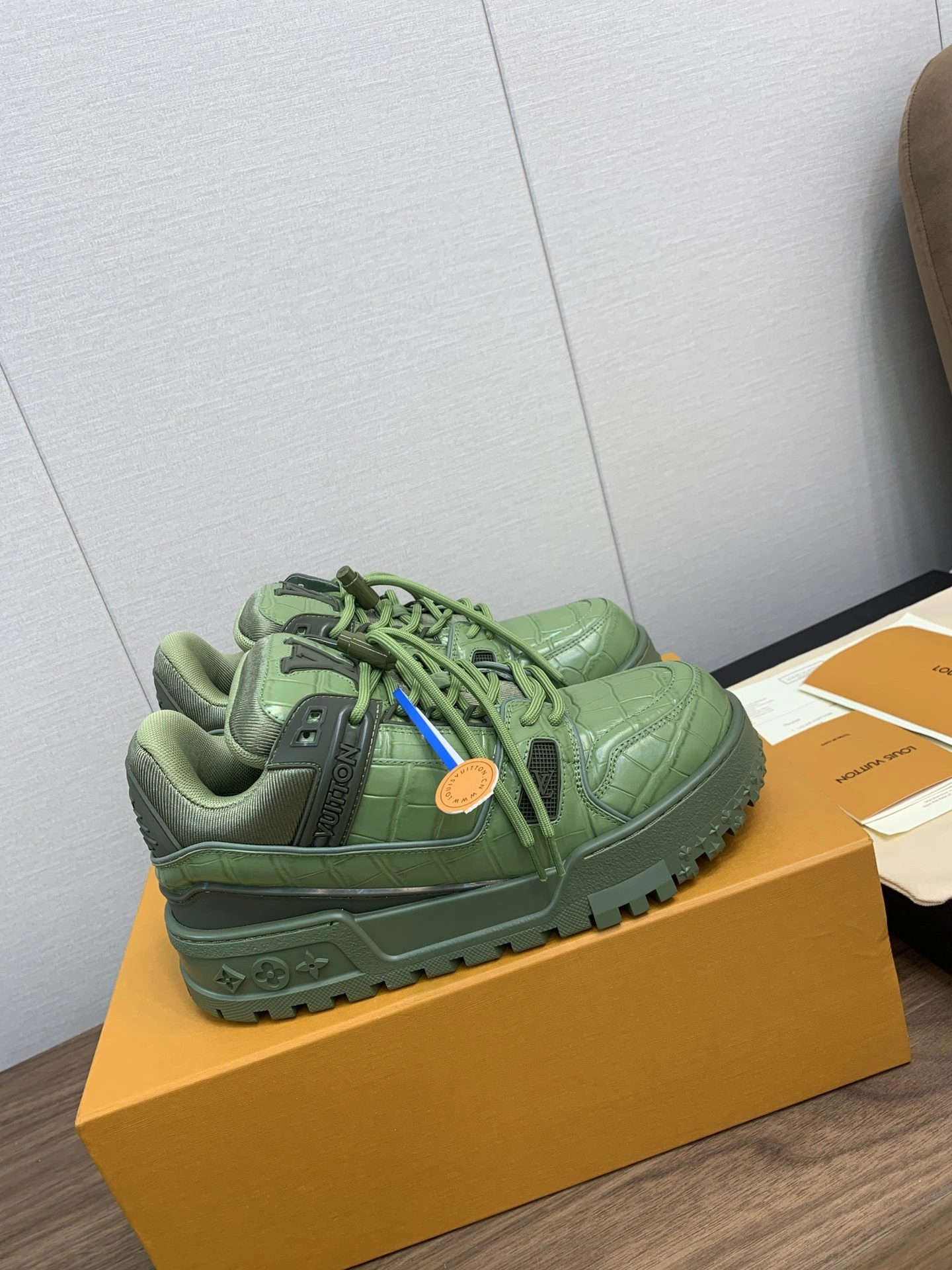 OOBB-- 8V 1ACN1Z Trainer item:D-X158F1105S