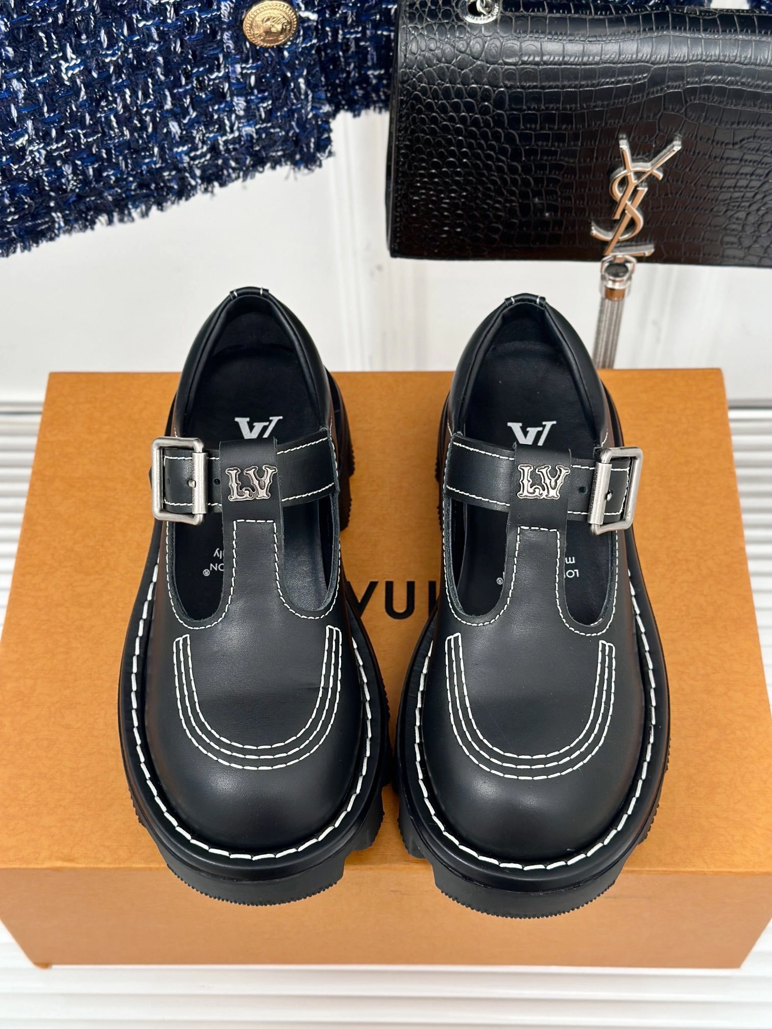 OOBB-- 8V 1ACNB9 cowhide item:D-X000H0108