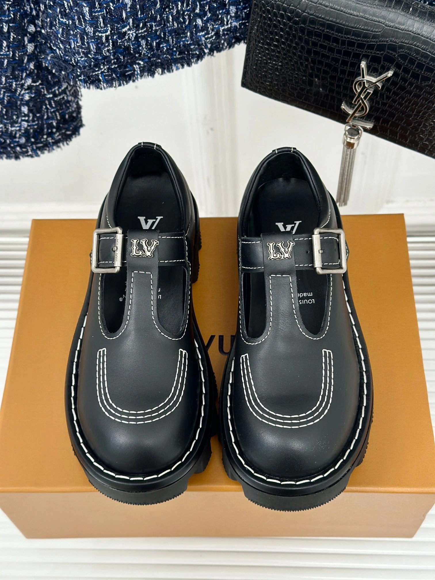 OOBB-- 8V 1ACNBB Calfskin item:D-X000H2426