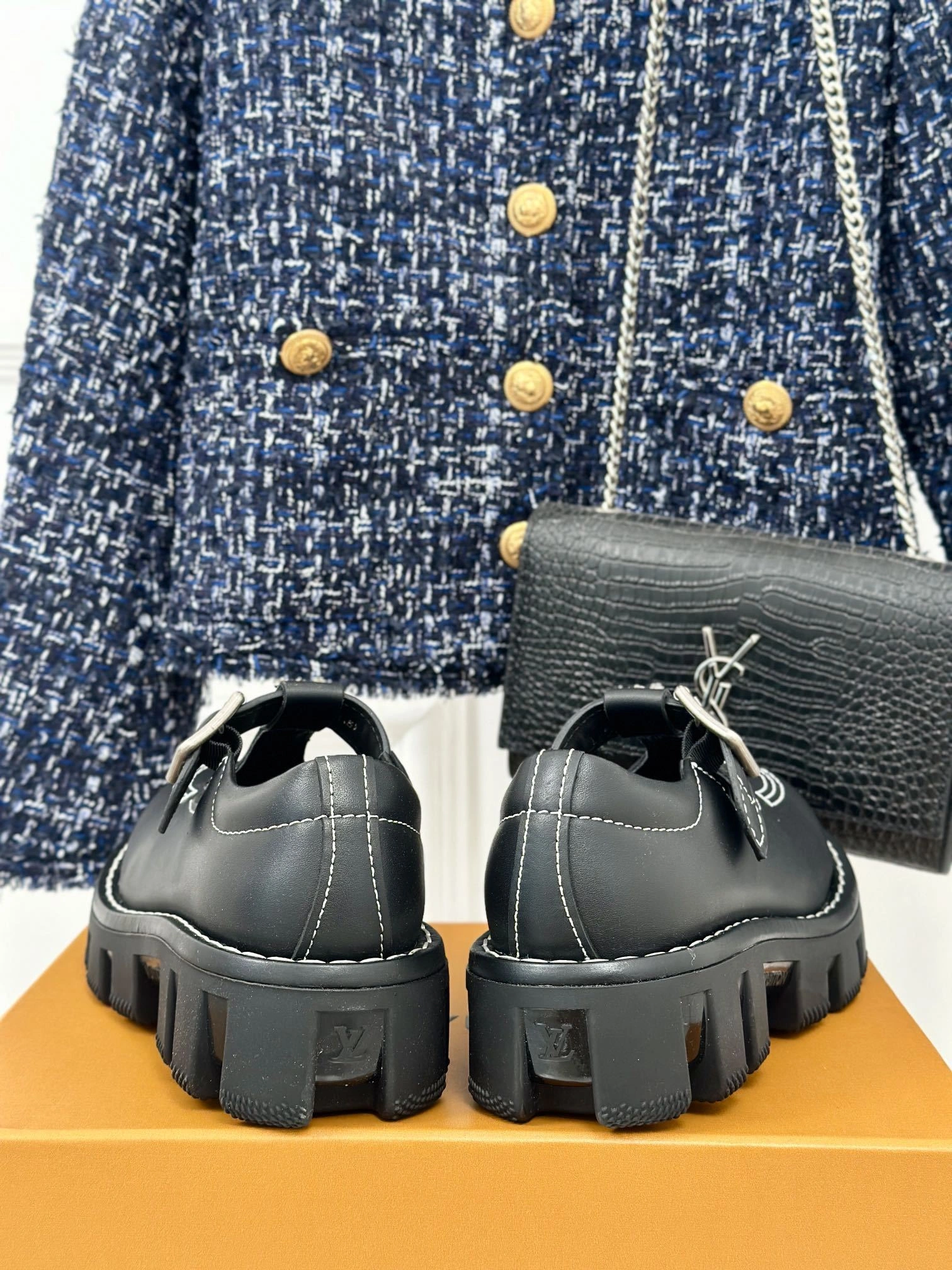 OOBB-- 8V 1ACNBB Calfskin item:D-X000H2426