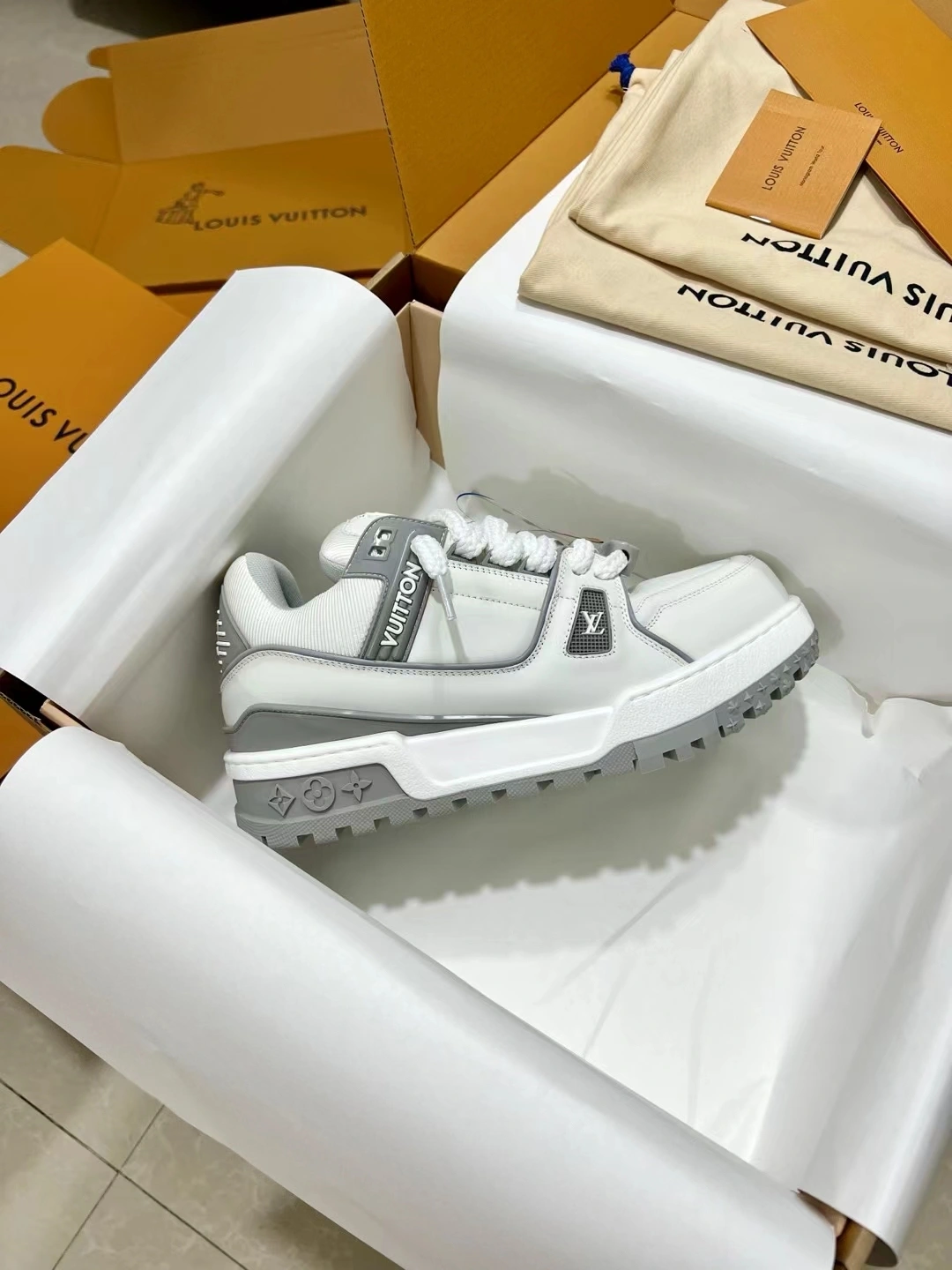 OOBB-- 8V 1ACPPZ Calfskin item:E-X187A0907