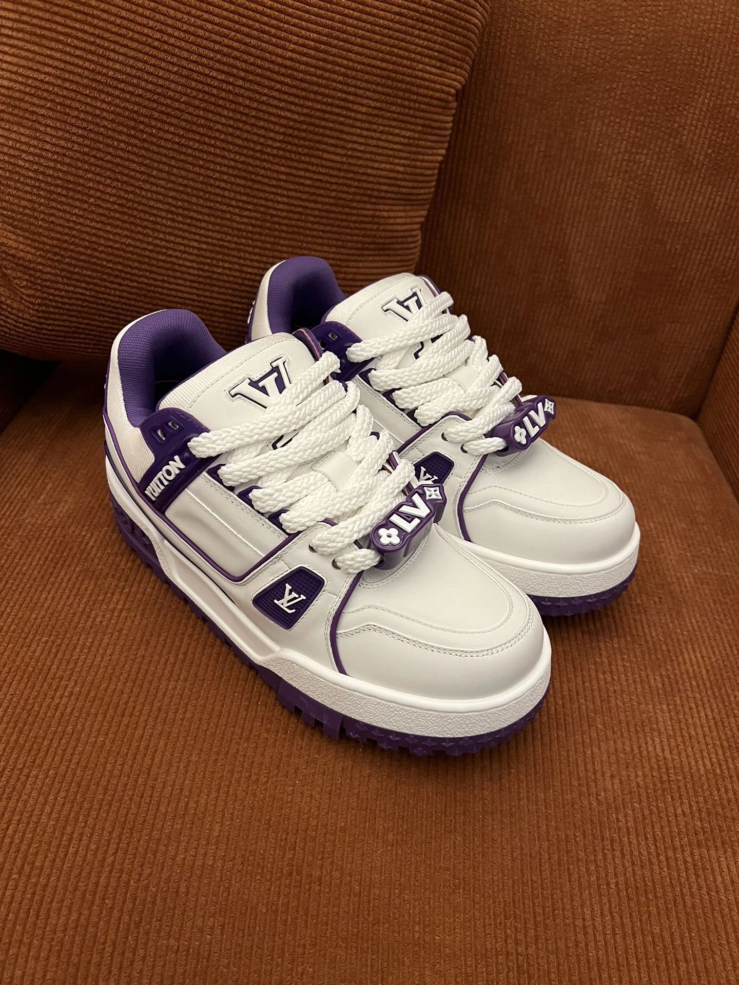 OOBB-- 8V 1ACPQ0 Trainer Maxi cowhide Thick soles：4CM item:D-X000H0146