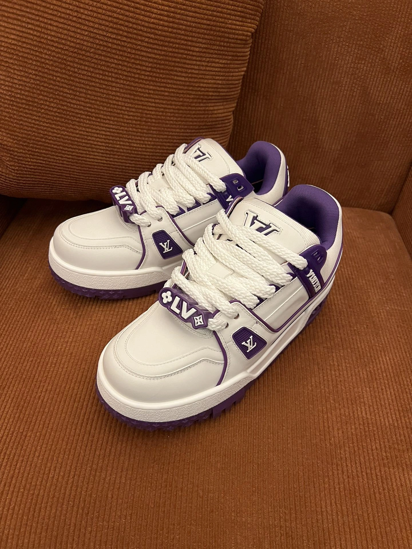 OOBB-- 8V 1ACPQ0 Trainer Maxi cowhide Thick soles：4CM item:D-X000H0146