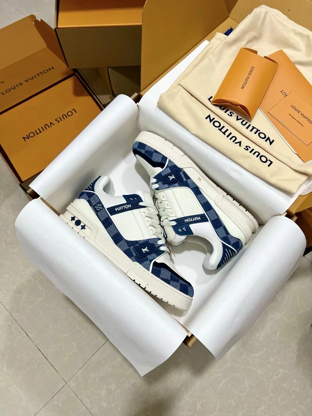 OOBB-- 8V 1ACPRW trainer cowhide Thick soles：3CM item:E-X187A0911
