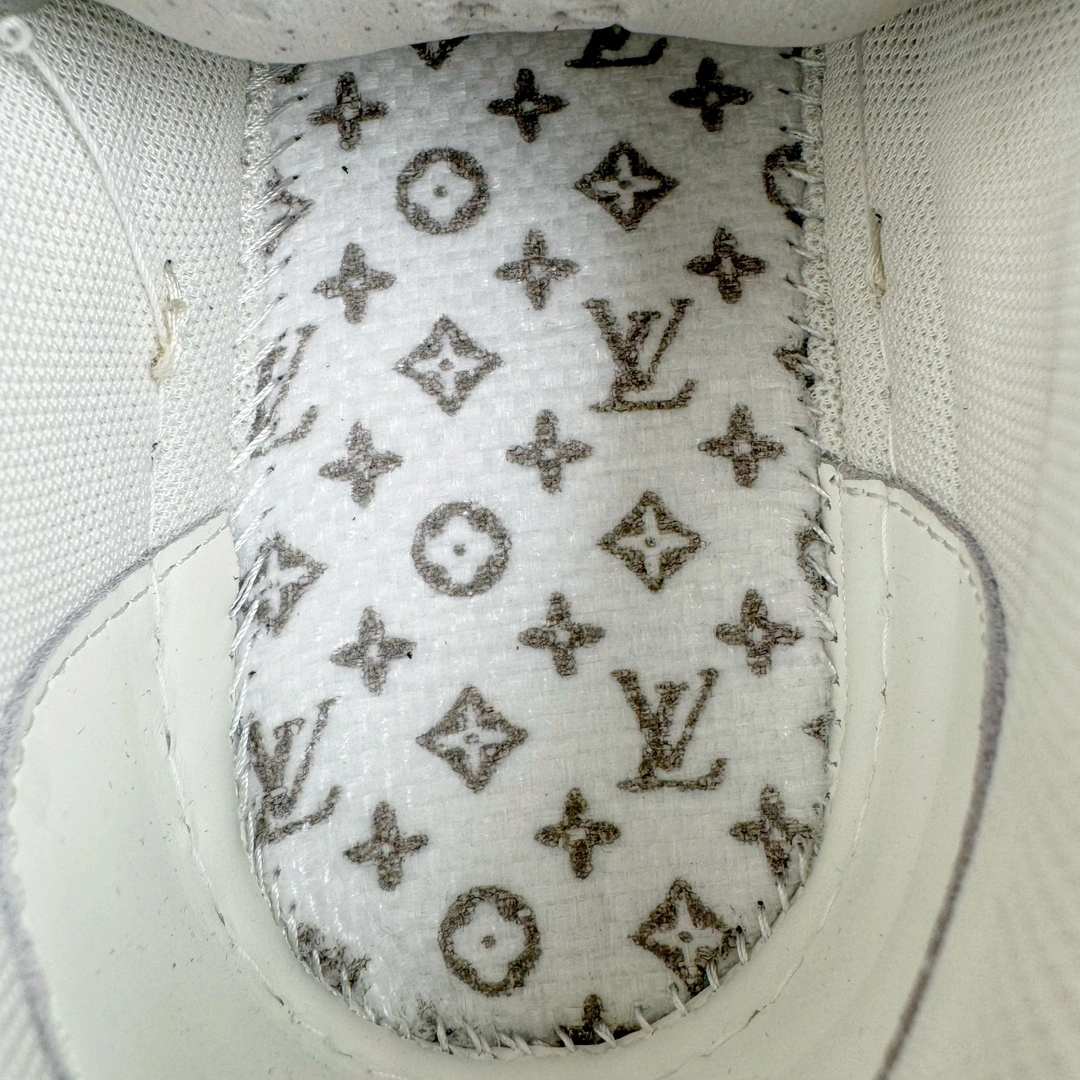 OOBB-- 8V 1ACPRY cowhide item:D-X575H2423