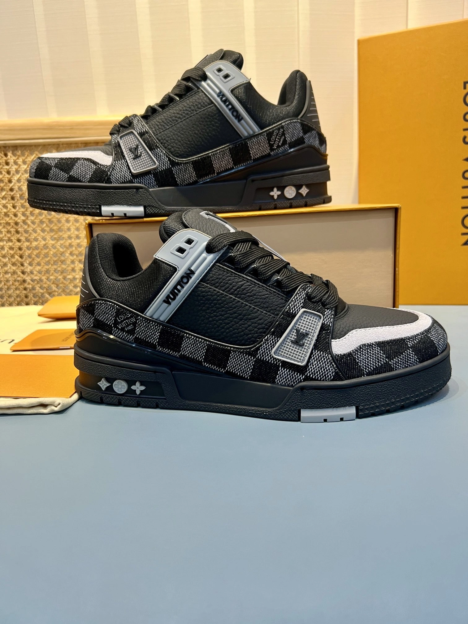 OOBB-- 8V 1ACPSF Trainer cowhide item:E-X430L0316B