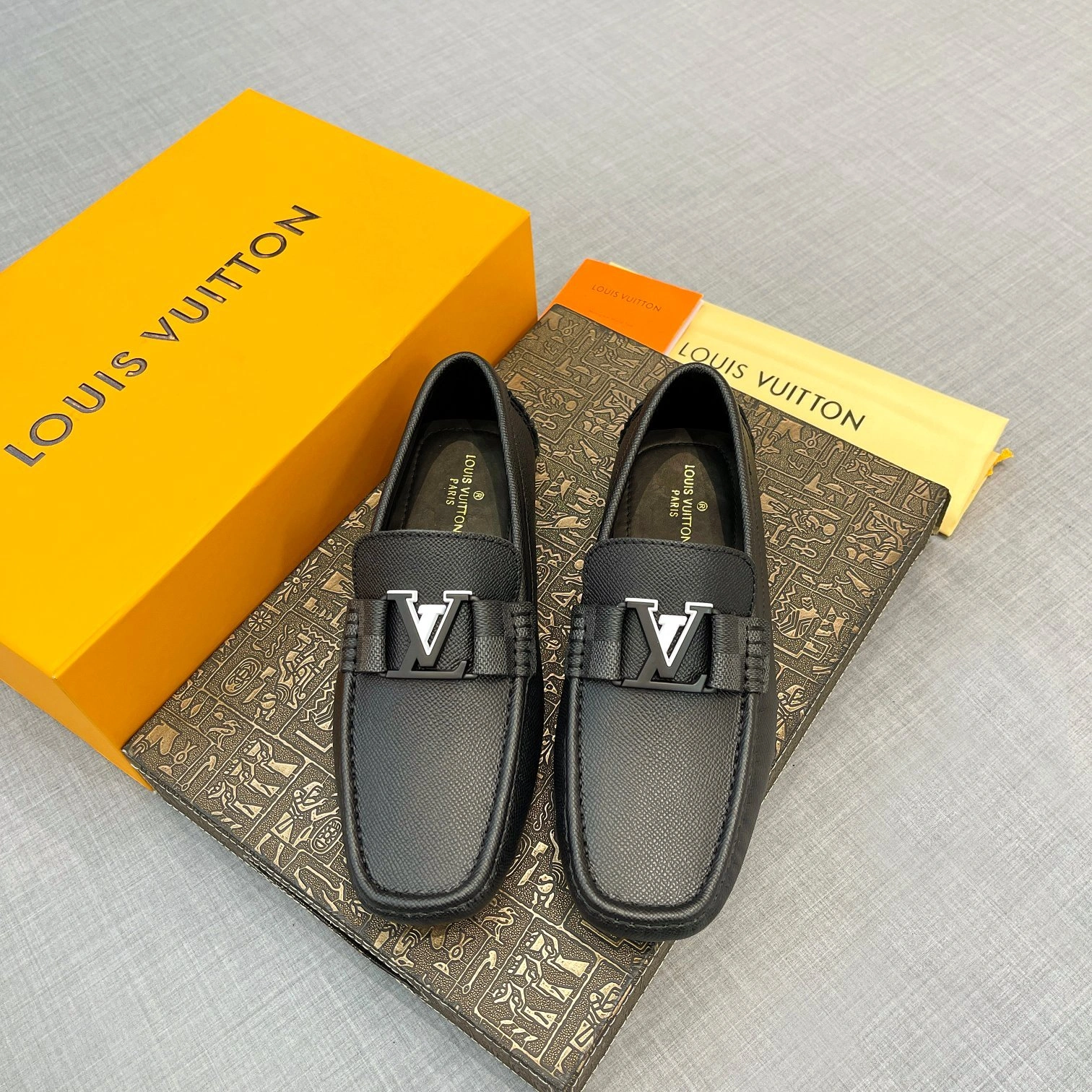 OOBB-- 8V 1ACPX5 cowhide item:D-X313H0119