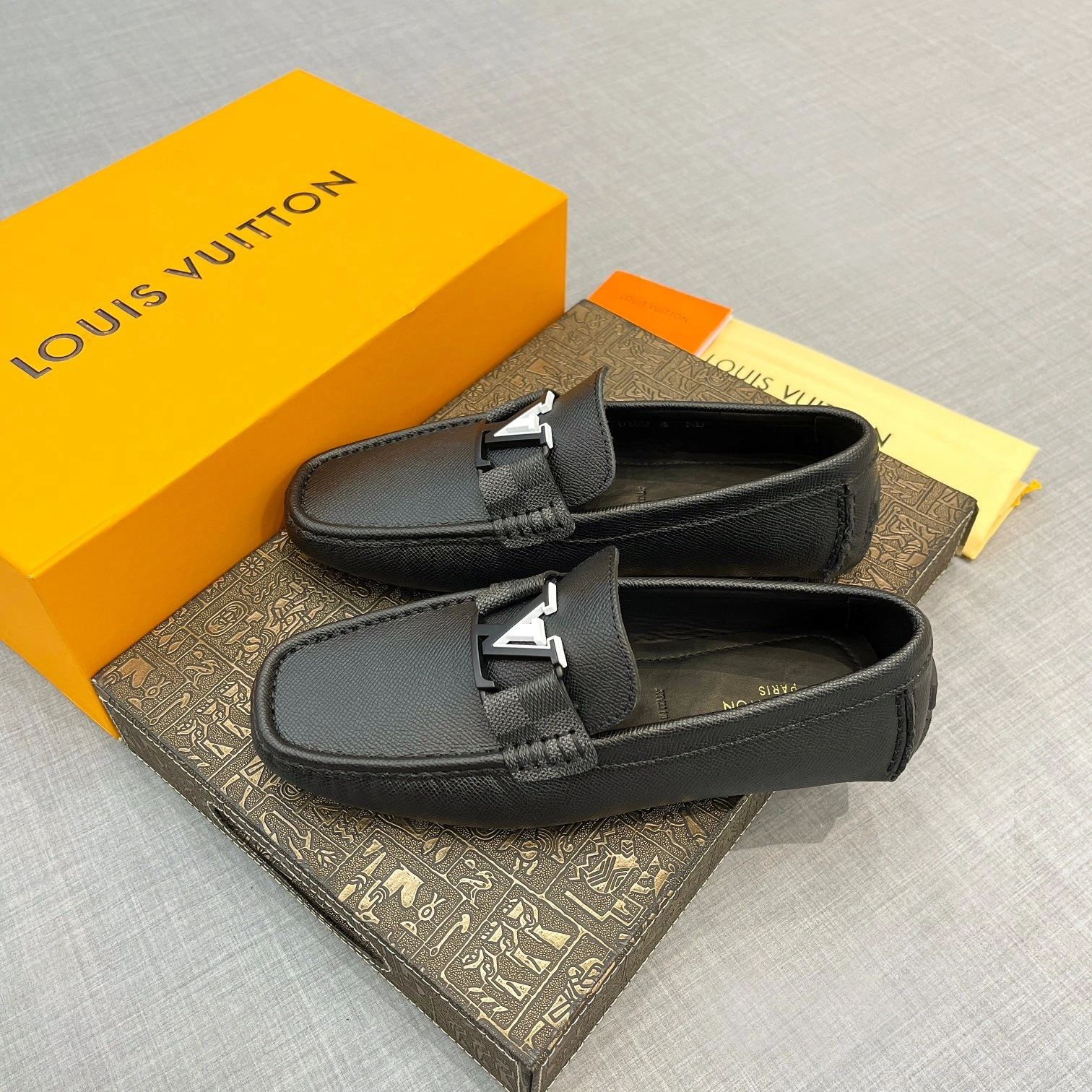 OOBB-- 8V 1ACPX5 cowhide item:D-X313H0119