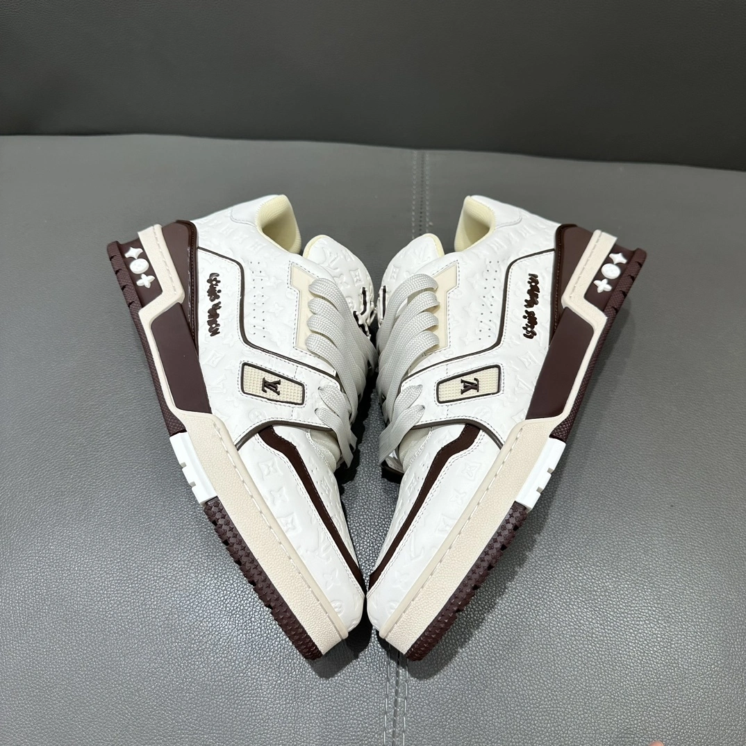 OOBB-- 8V 1ACR5K Trainer cowhide item:E-X230F2668