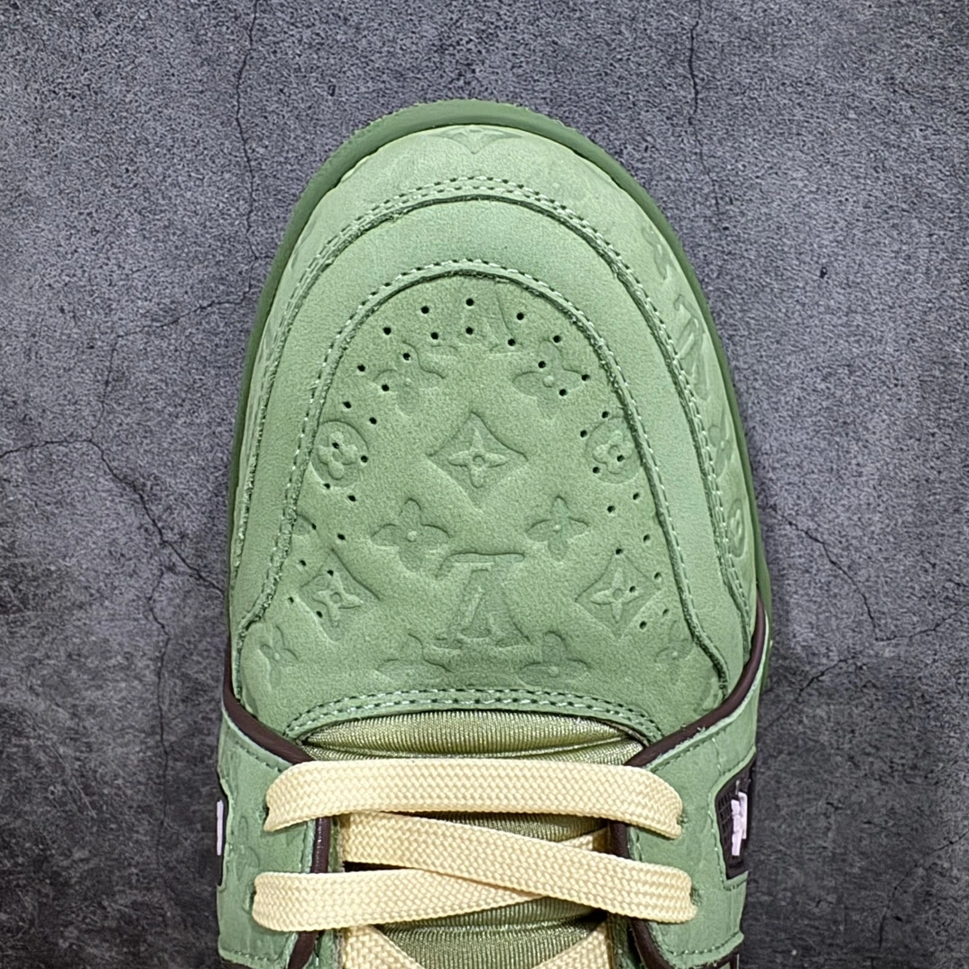 OOBB-- 8V 1ACR68 Trainer item:D-X575H0136