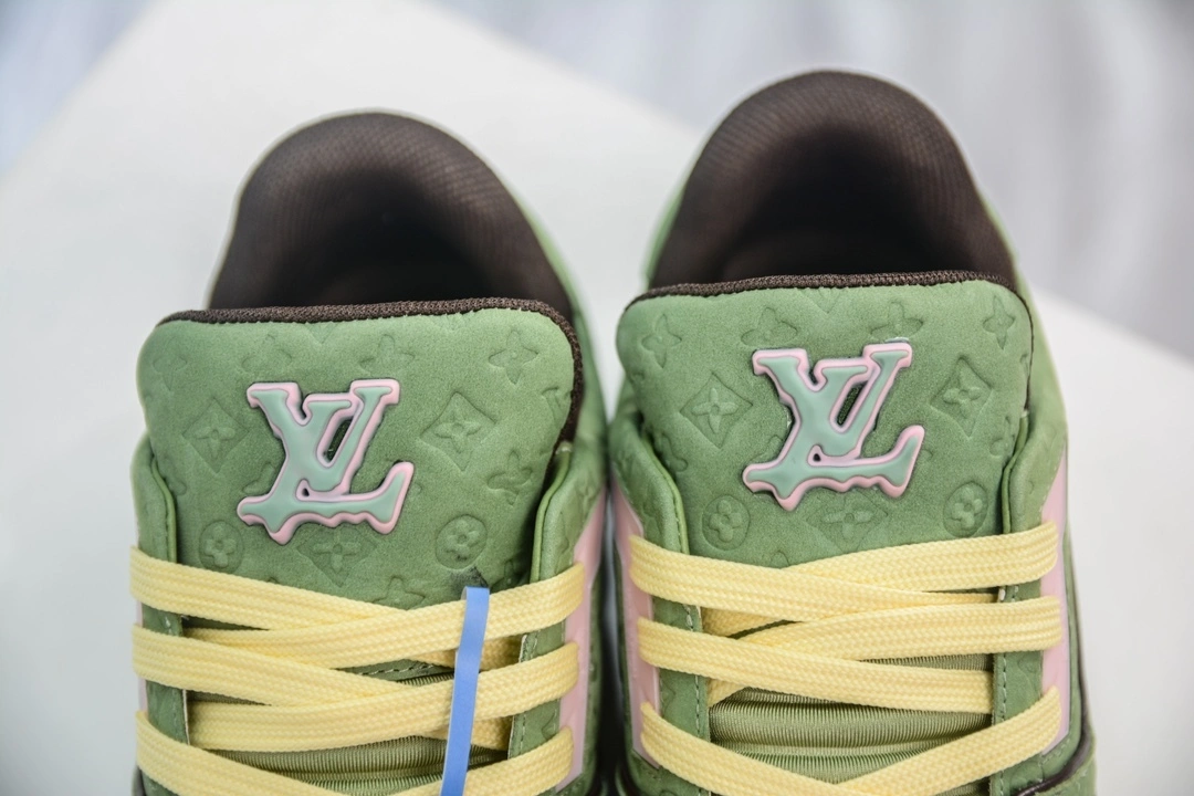 OOBB-- 8V 1ACR6E Calfskin Trainer item:D-X575F1117S