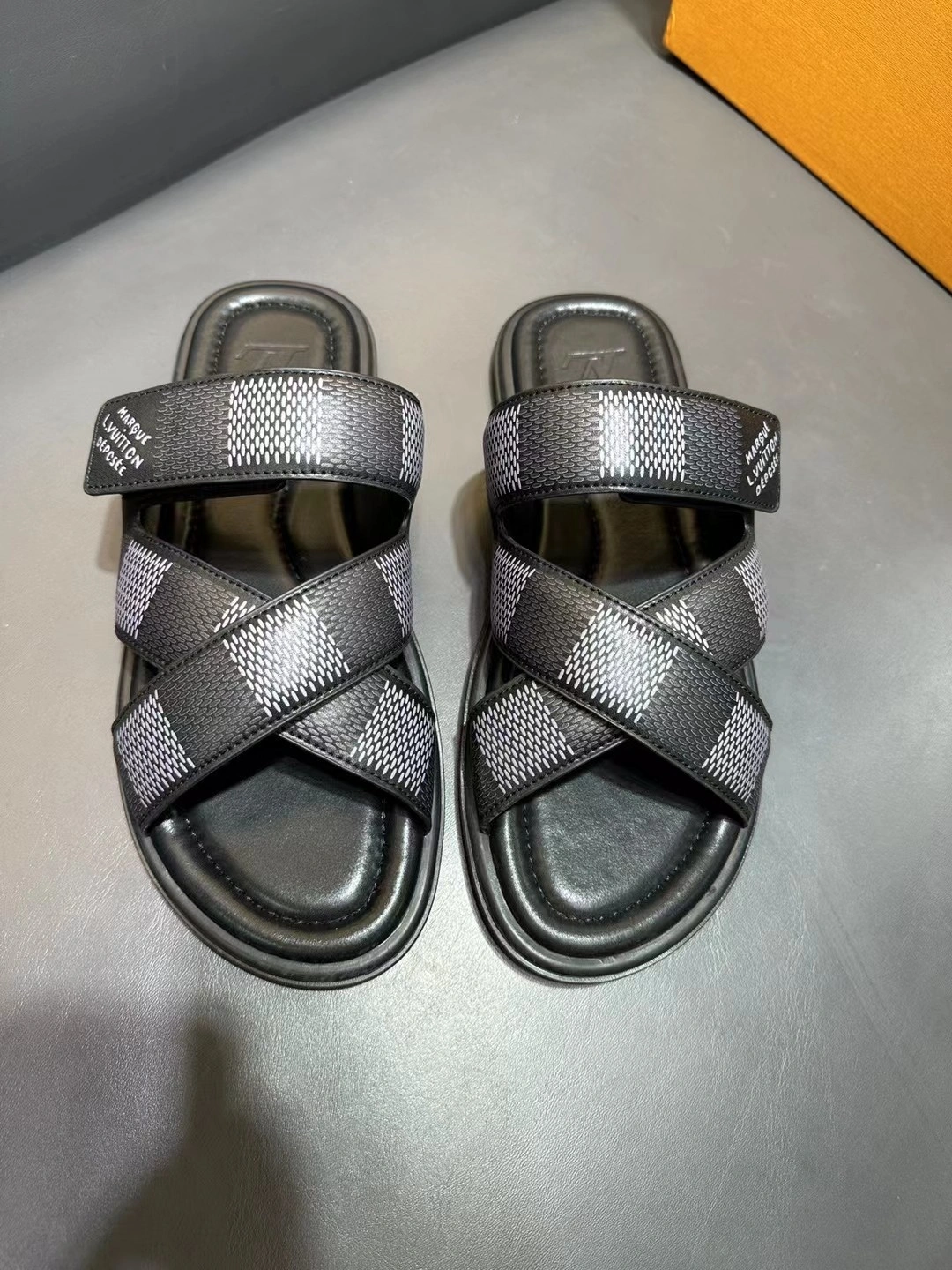 OOBB-- 8V 1ACRJ1 item:D-X158F1233S