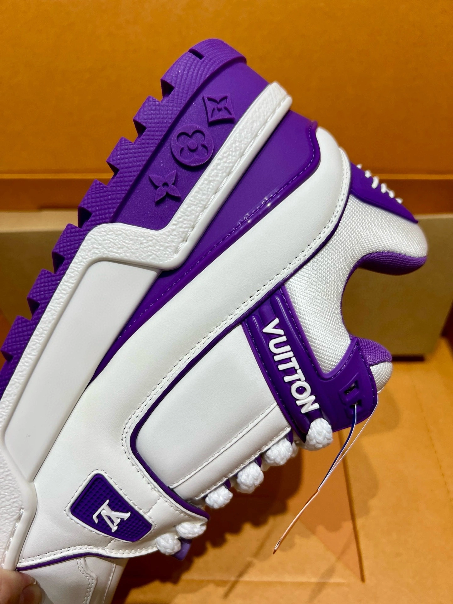 OOBB-- 8V 1ACRKO lambskin item:E-X430F0501
