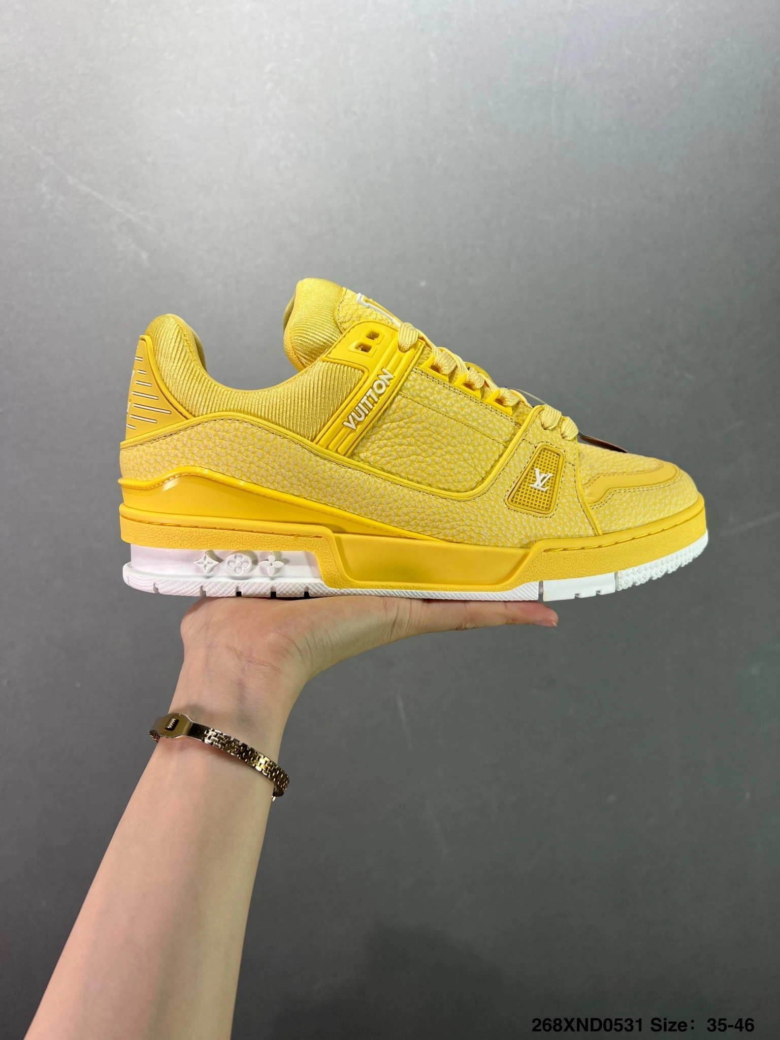 OOBB-- 8V 1ACRMC Calfskin Trainer item:D-X022F1118S