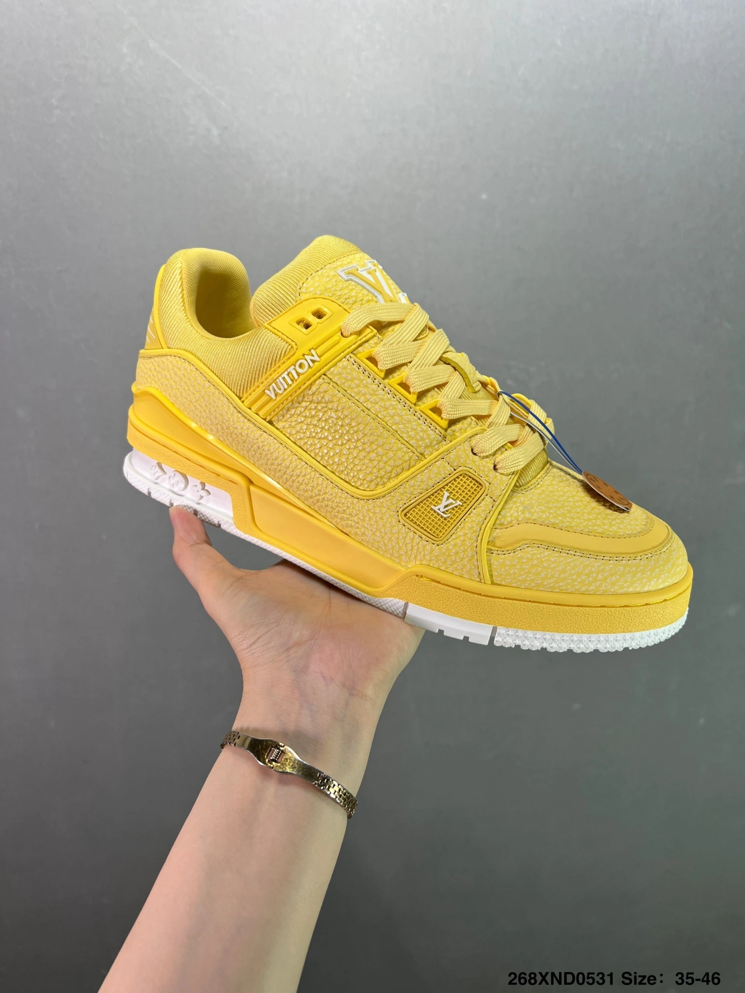OOBB-- 8V 1ACRMC Calfskin Trainer item:D-X022F1118S