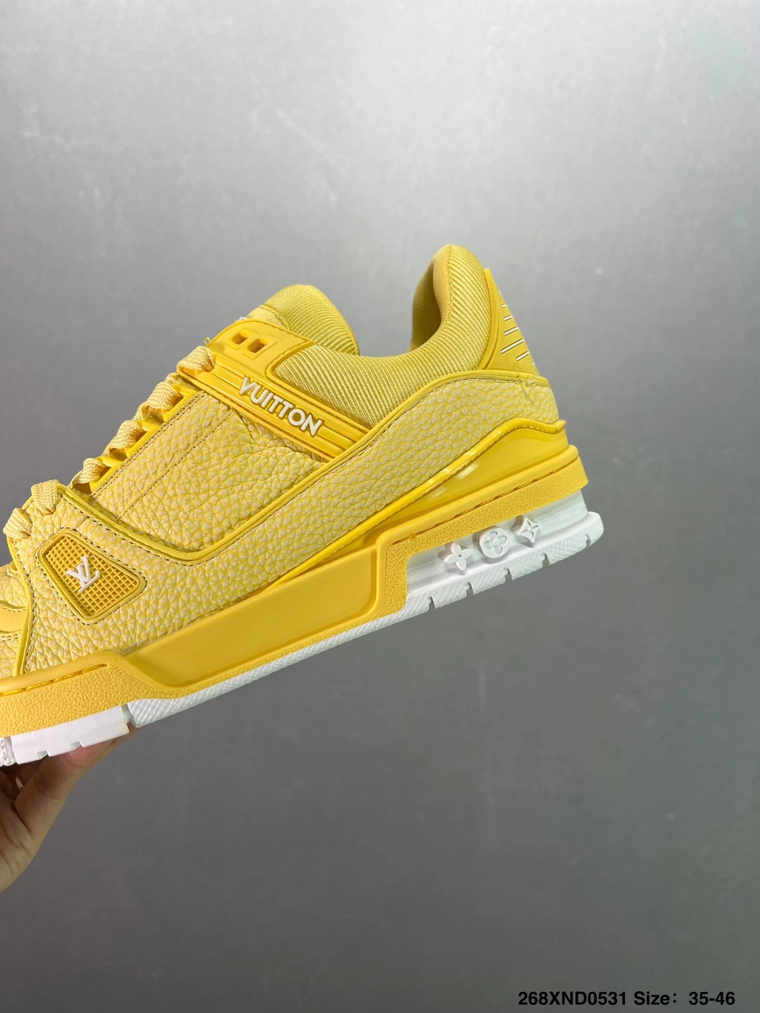 OOBB-- 8V 1ACRMC Calfskin Trainer item:D-X022F1118S