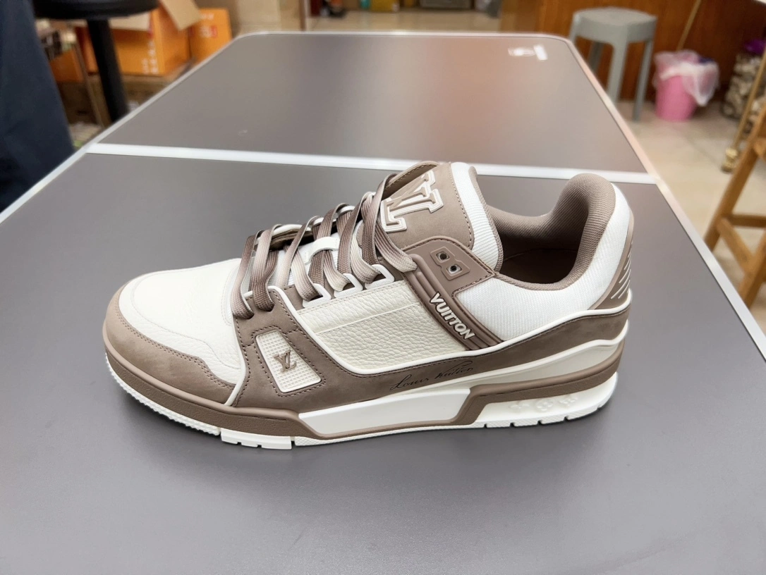 OOBB-- 8V 1ACWBT trainer cowhide item:D-X000H0143