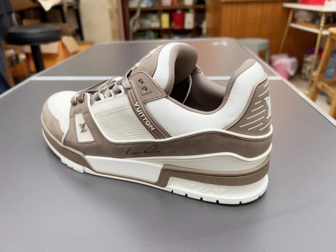 OOBB-- 8V 1ACWBT trainer cowhide item:D-X000H0143