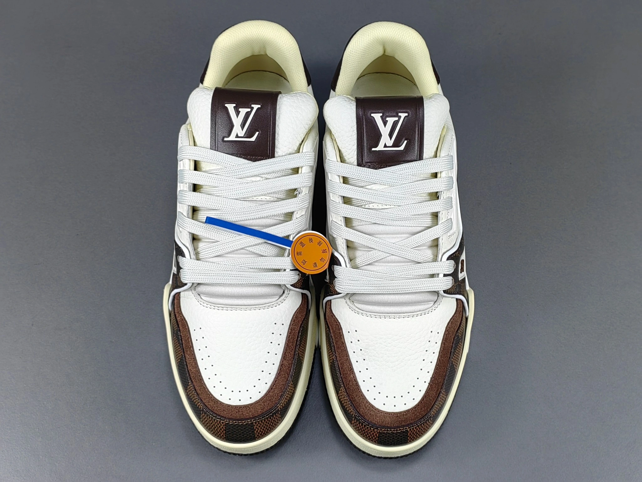 &OOBB-- 8V 1ACWUE Calfskin Trainer item:D-X575F1125S