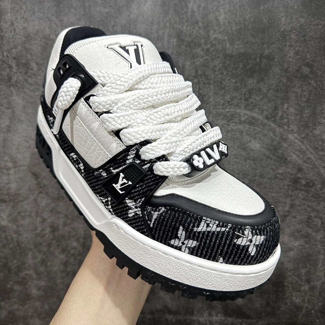OOBB-- 8V 1ACXAQ item:D-X575E3172S