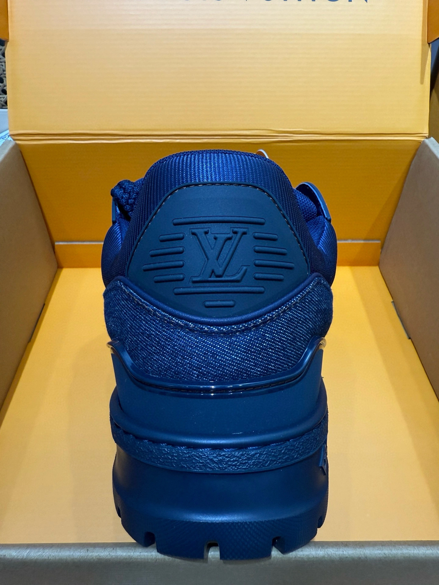 OOBB-- 8V 1AD6G7 calfskin item:E-X430F0503