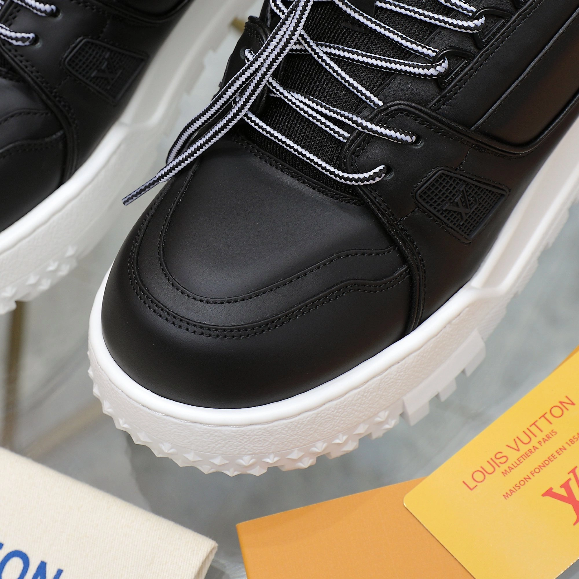 OOBB-- 8V 1AD7CZ Calfskin item:D-X296H2417