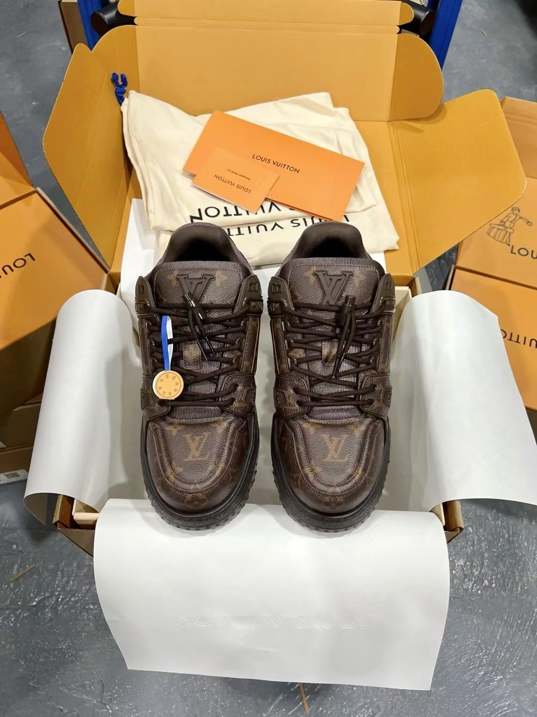 OOBB-- 8V 1AD7DT Calfskin item:E-X187A0909