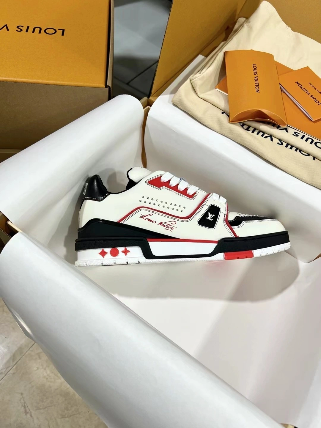 OOBB-- 8V 1AD7JR trainer Calfskin item:E-X187A0929