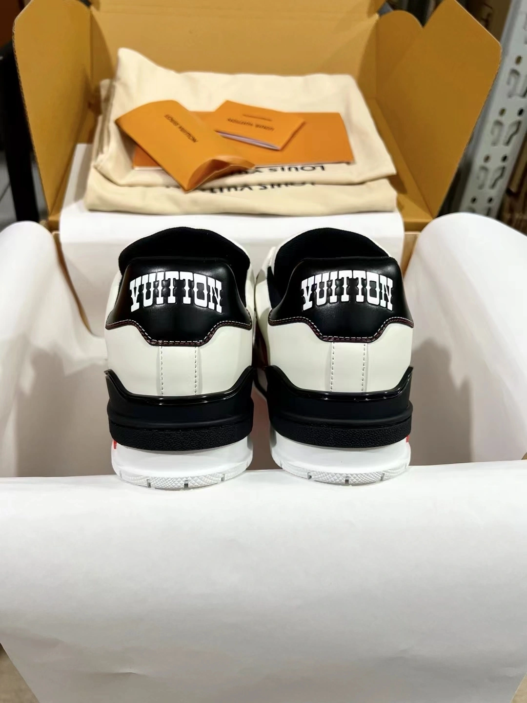 OOBB-- 8V 1AD7JR trainer Calfskin item:E-X187A0929
