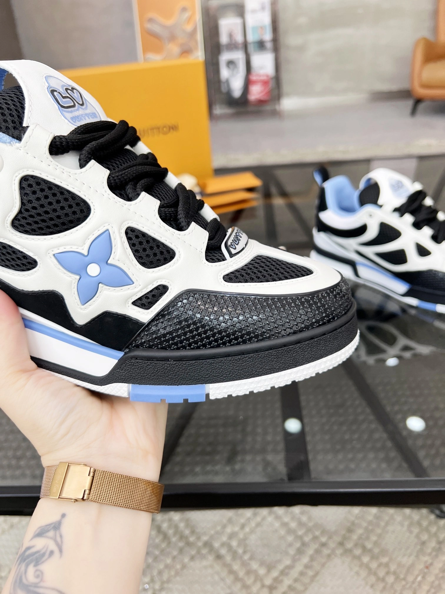 OOBB-- 8V 1ADE0D cowhide item:E-X000A0244