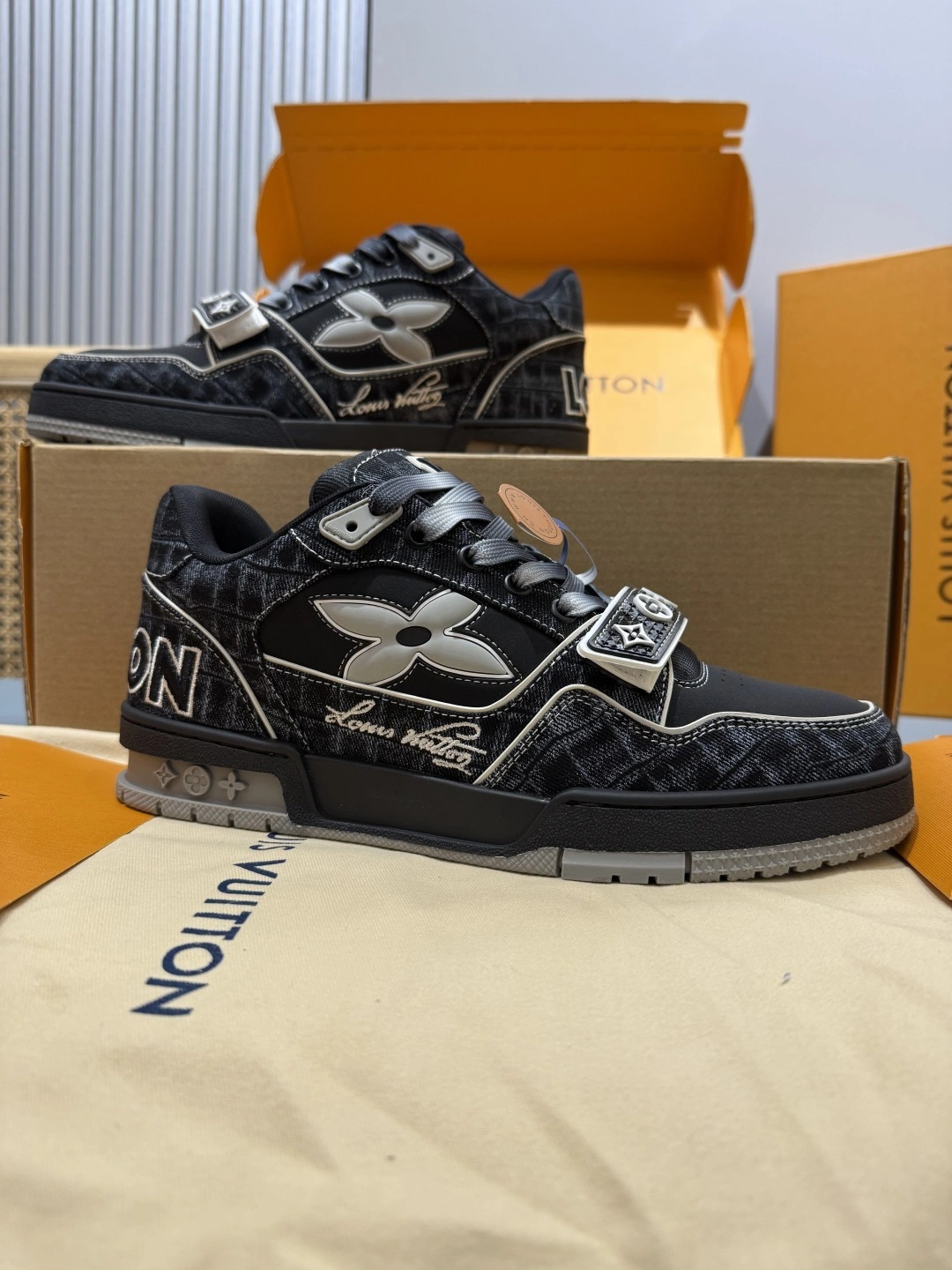 OOBB-- 8V 1ADE2L cowhide item:E-X430F0630