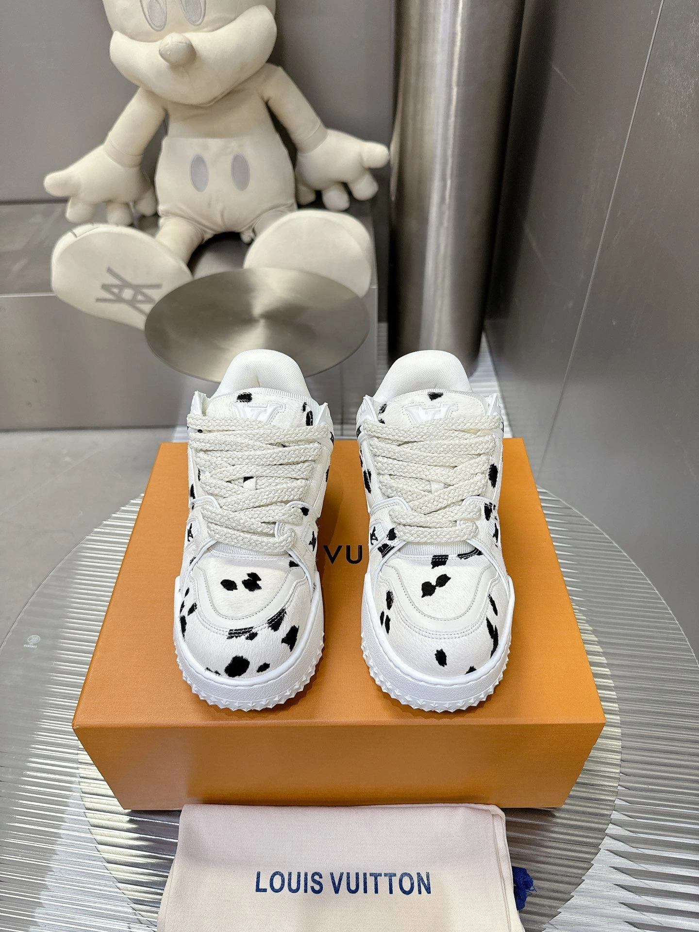OOBB-- 8V 1ADEJD Trainer item:E-X230A0125
