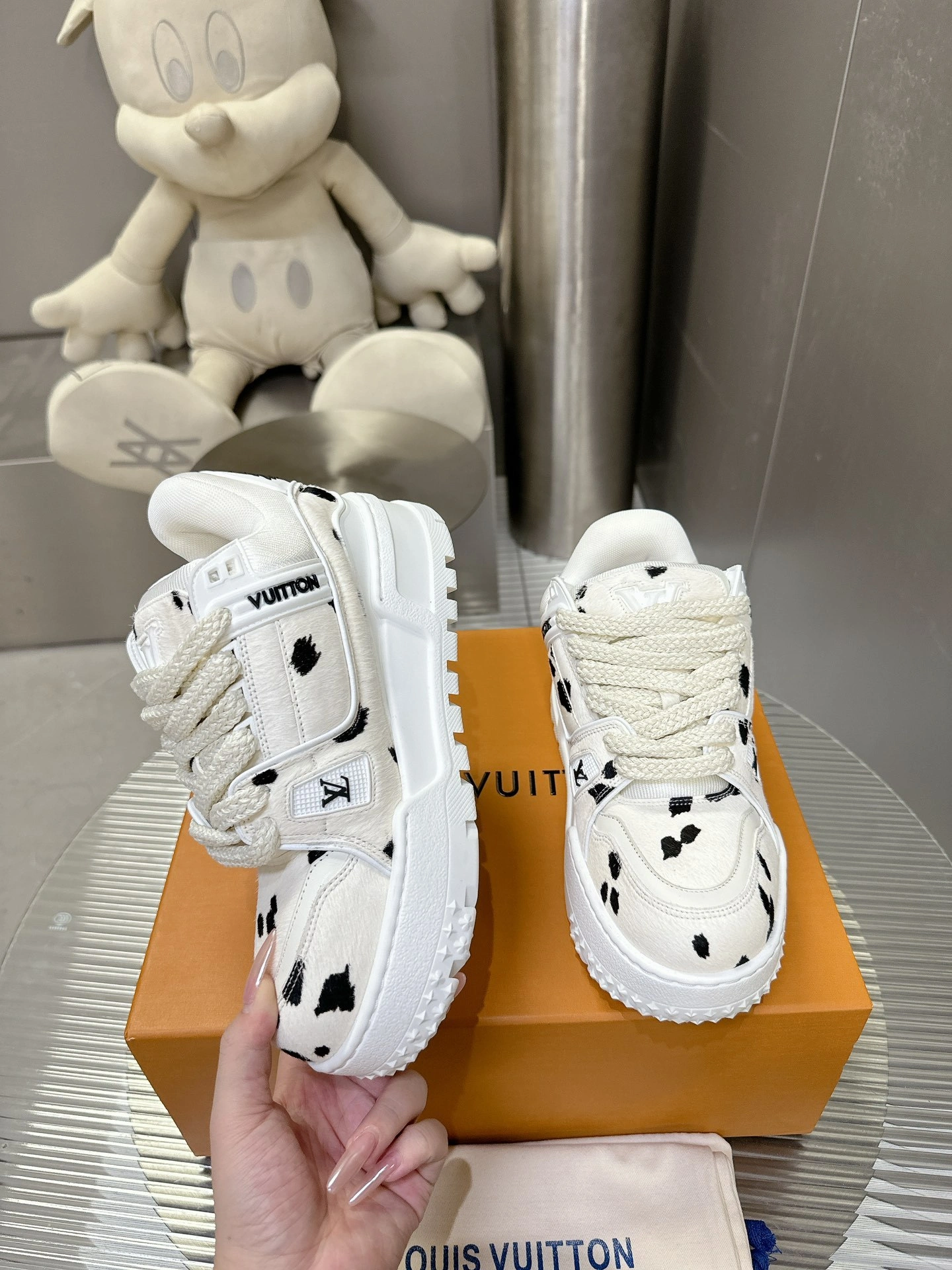 OOBB-- 8V 1ADEJD Trainer item:E-X230A0125