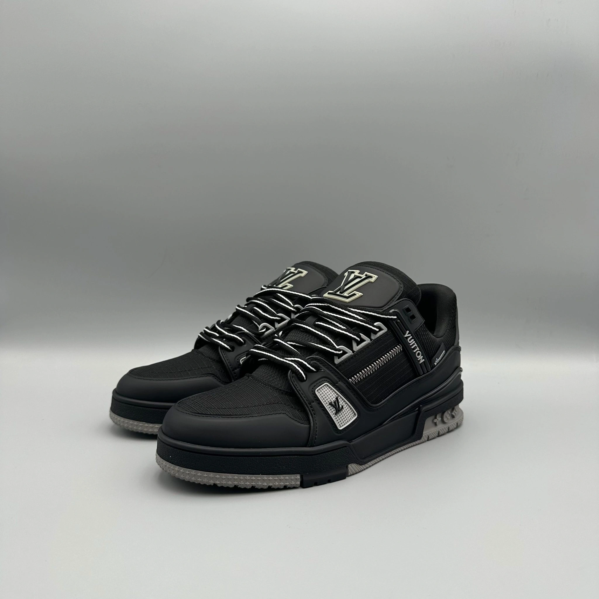 OOBB-- 8V 1ADEW1 Calfskin Trainer item: E-X000H2704