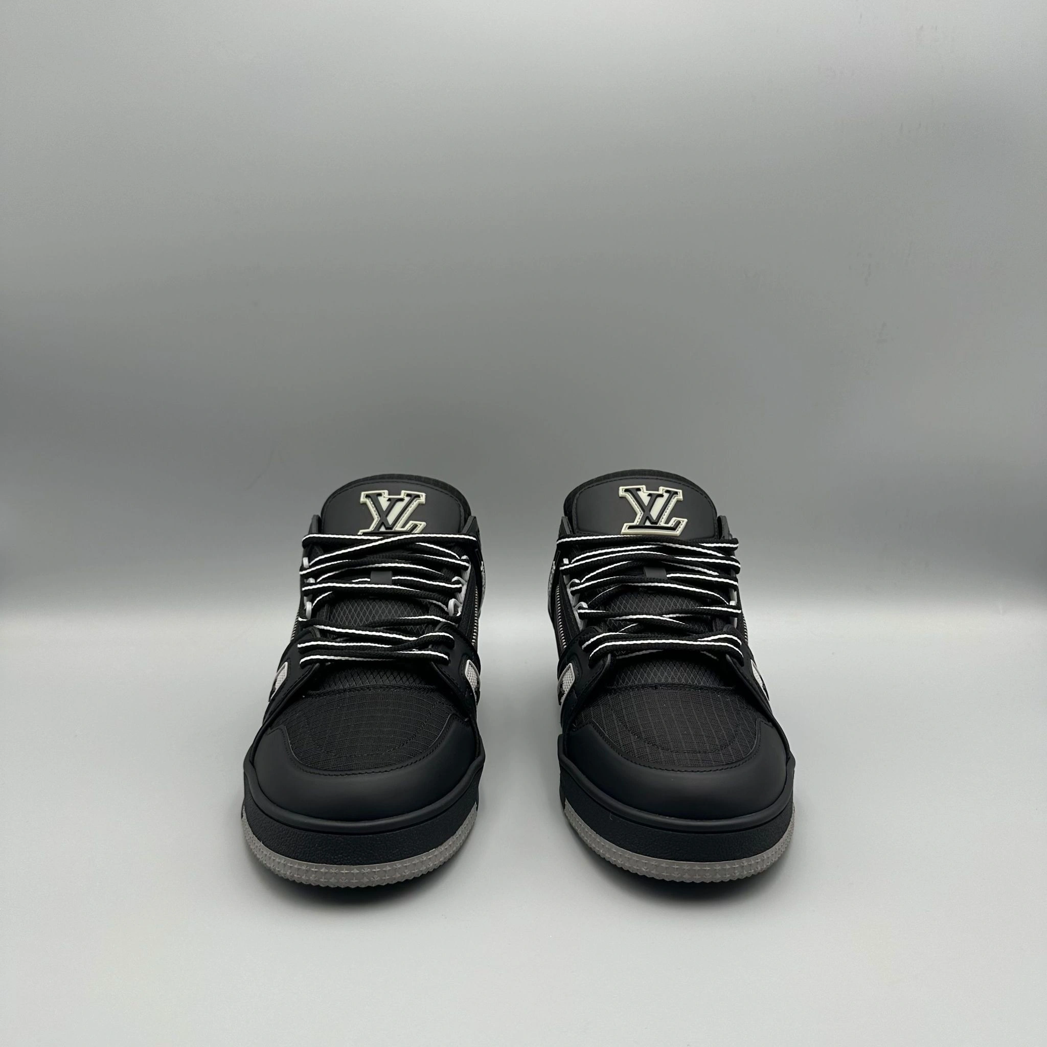 OOBB-- 8V 1ADEW1 Calfskin Trainer item: E-X000H2704