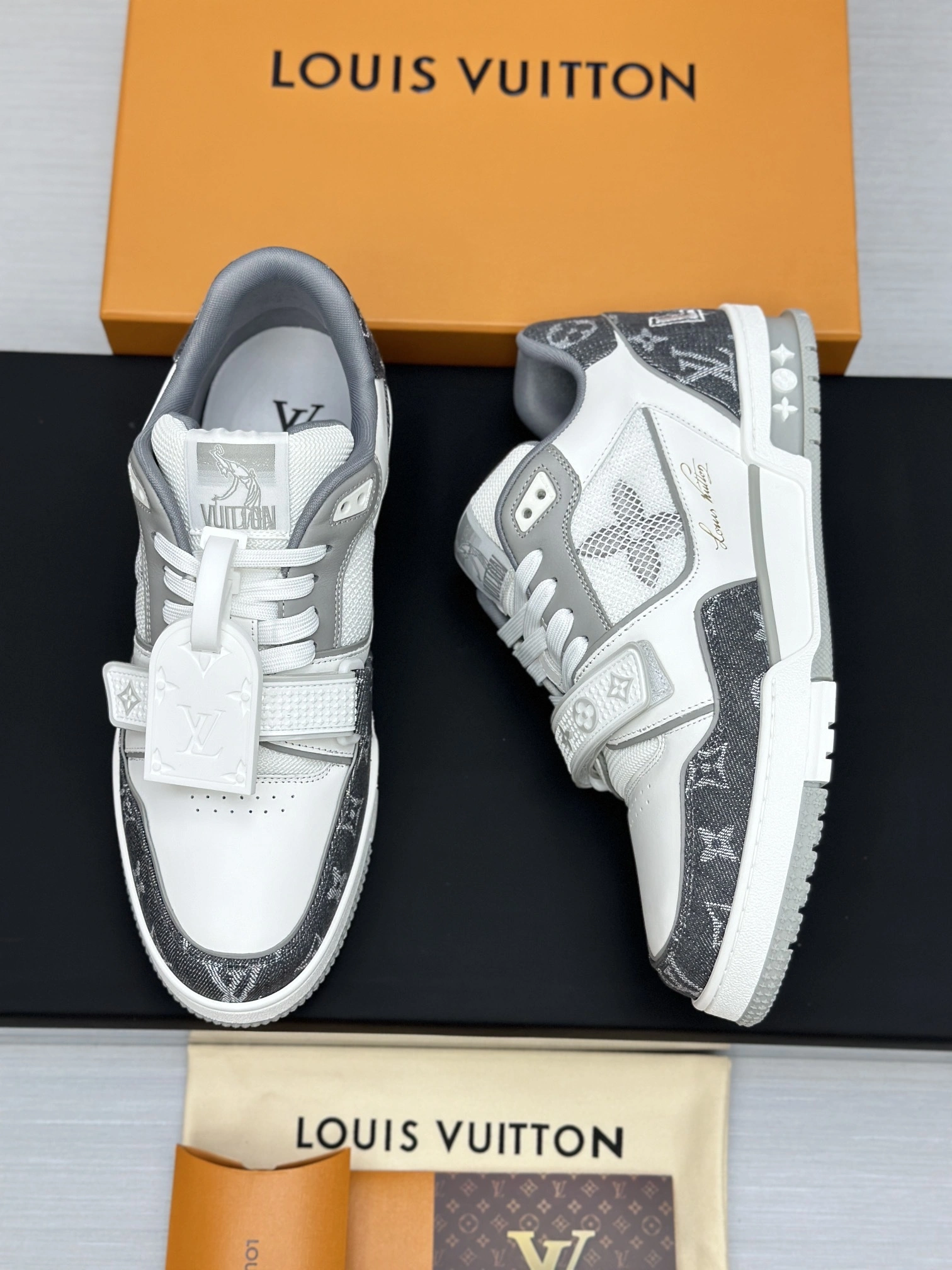 OOBB-- 8V 1ADF0S cowhide Trainer item:E-X000H2714
